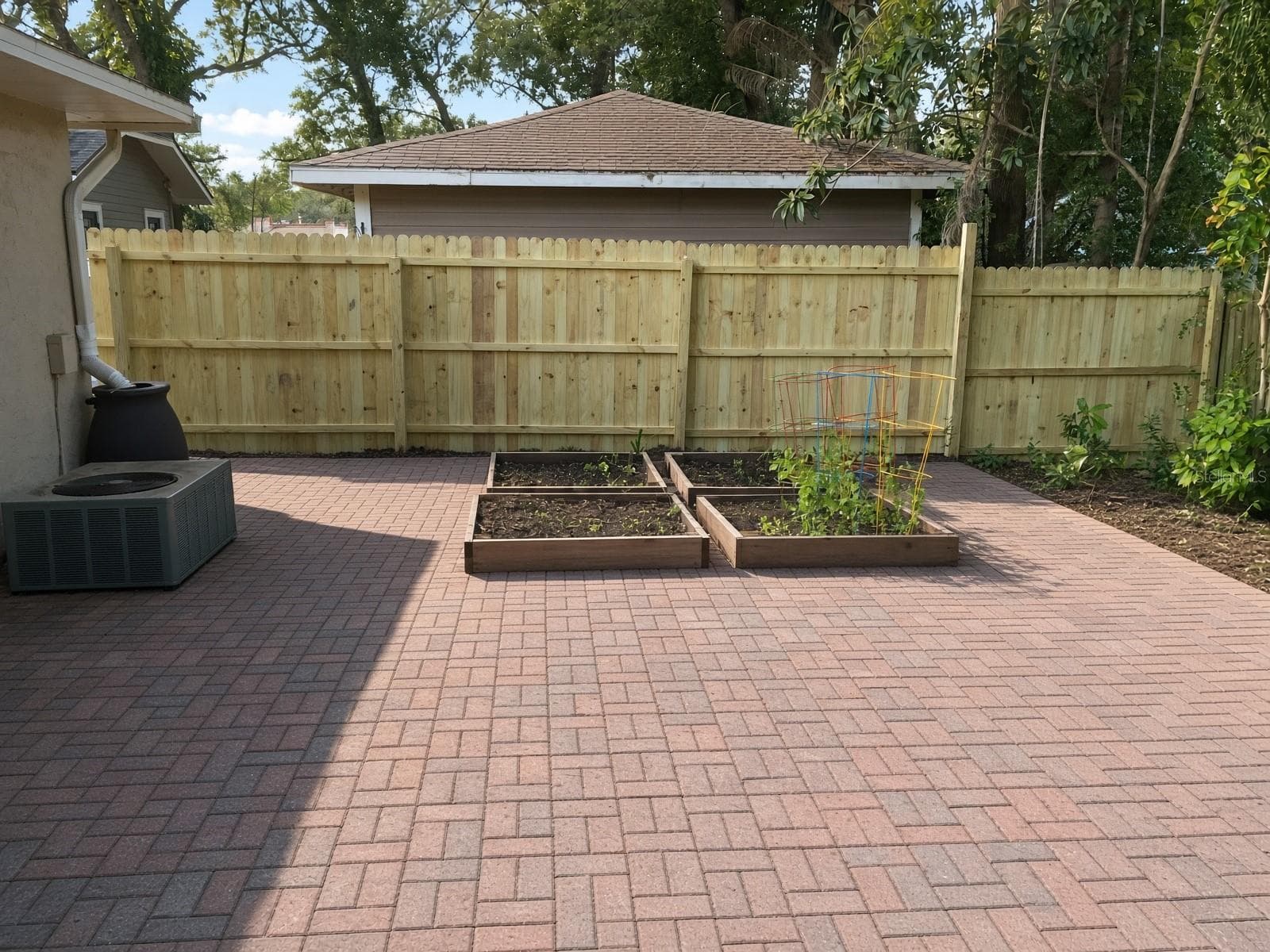 Duplex at 1515 E CENTRAL BLVD, ORLANDO, photo 10 of 15