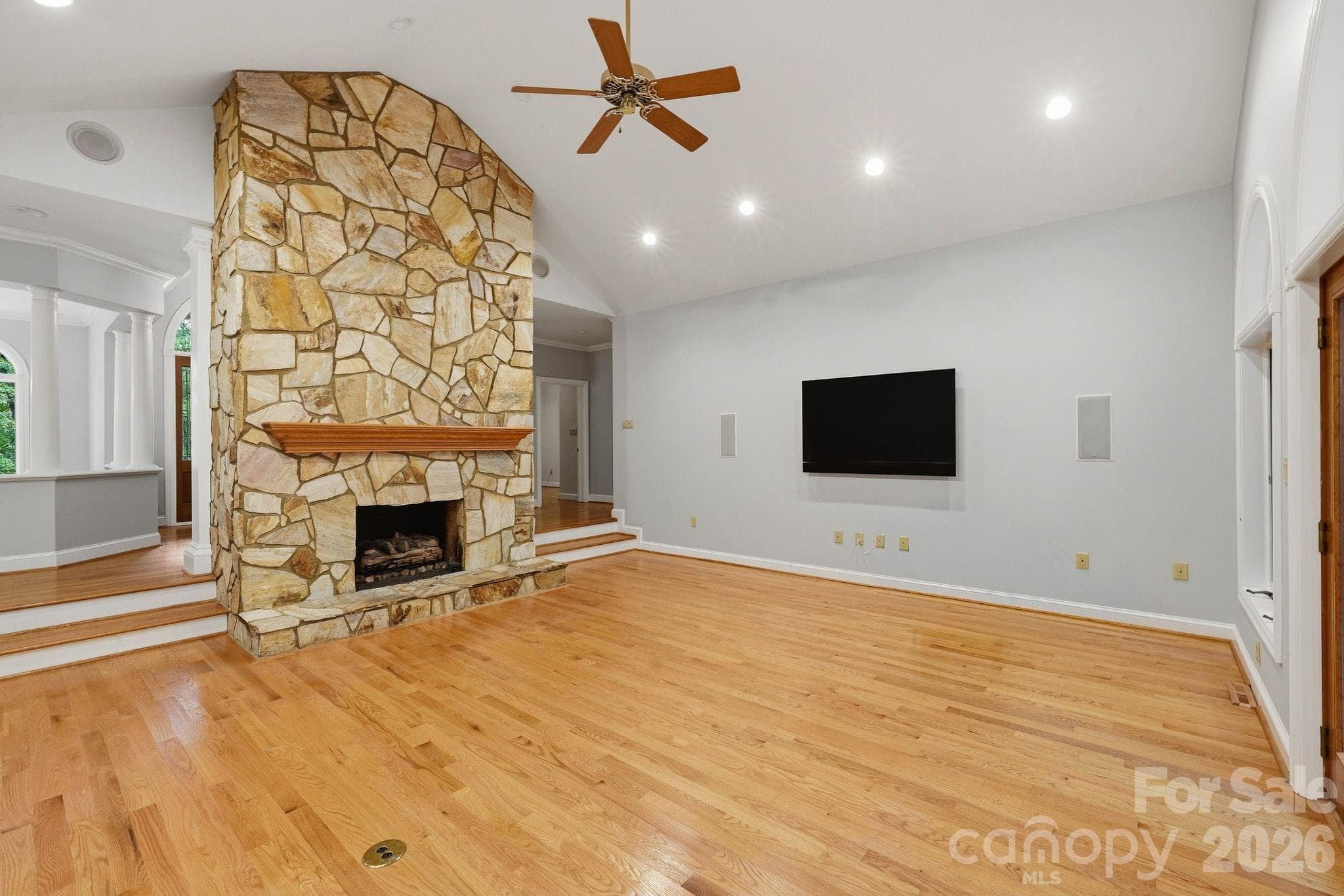 Single Family Residence at 935 Woods Loop, Waxhaw, photo 23 of 43