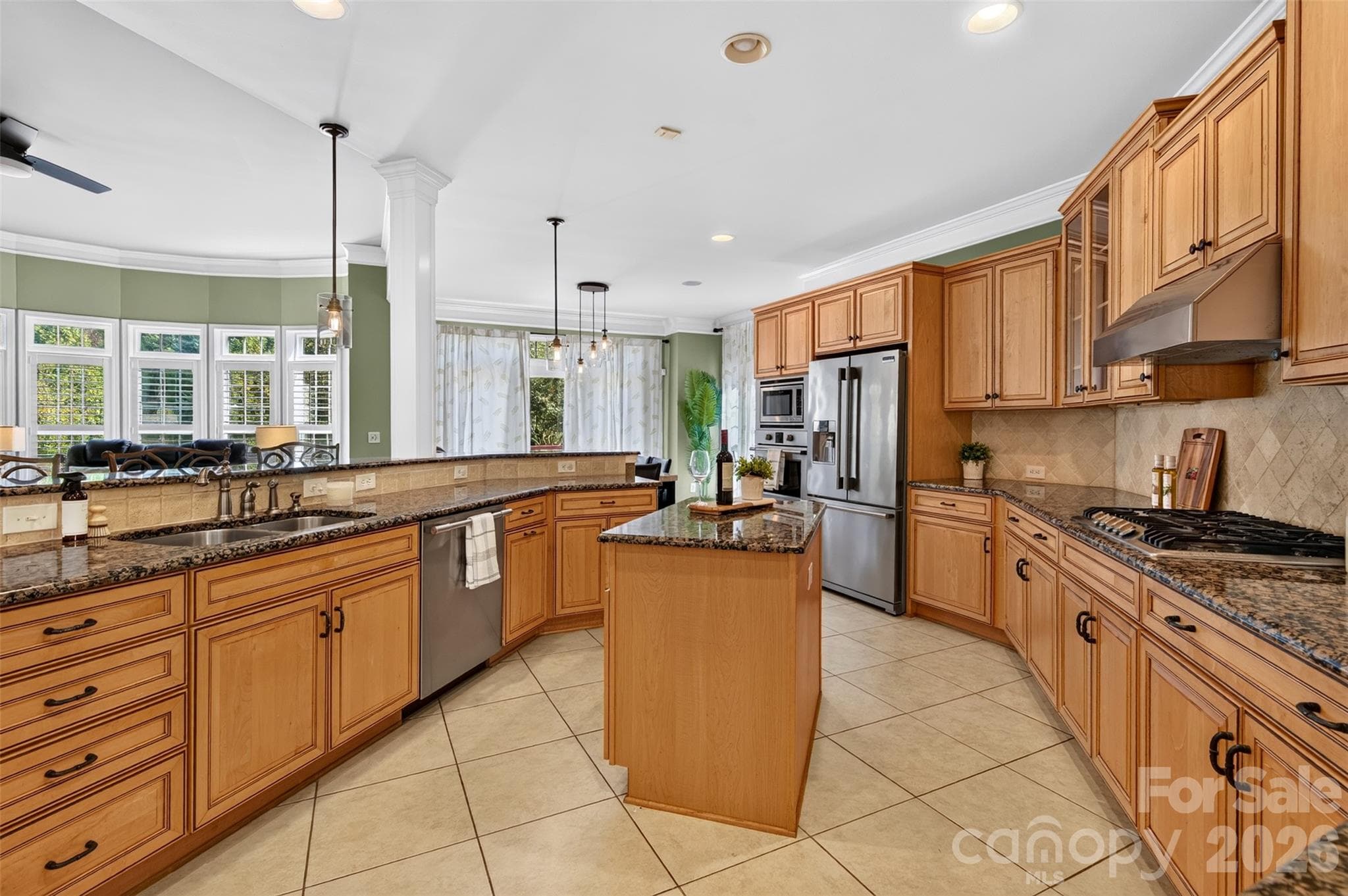 Single Family Residence at 9153 Kensington Forest Drive, Harrisburg, photo 5 of 41