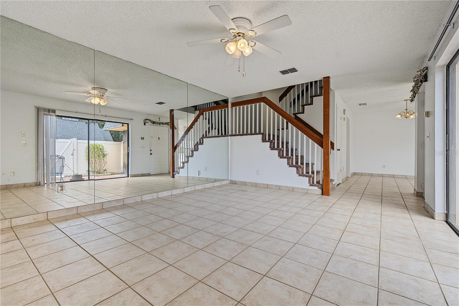 Townhouse at 8119 OAK TRACE WAY #C, TAMPA, photo 5 of 29