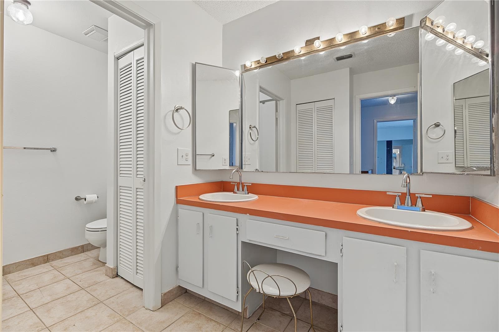Townhouse at 8119 OAK TRACE WAY #C, TAMPA, photo 18 of 29
