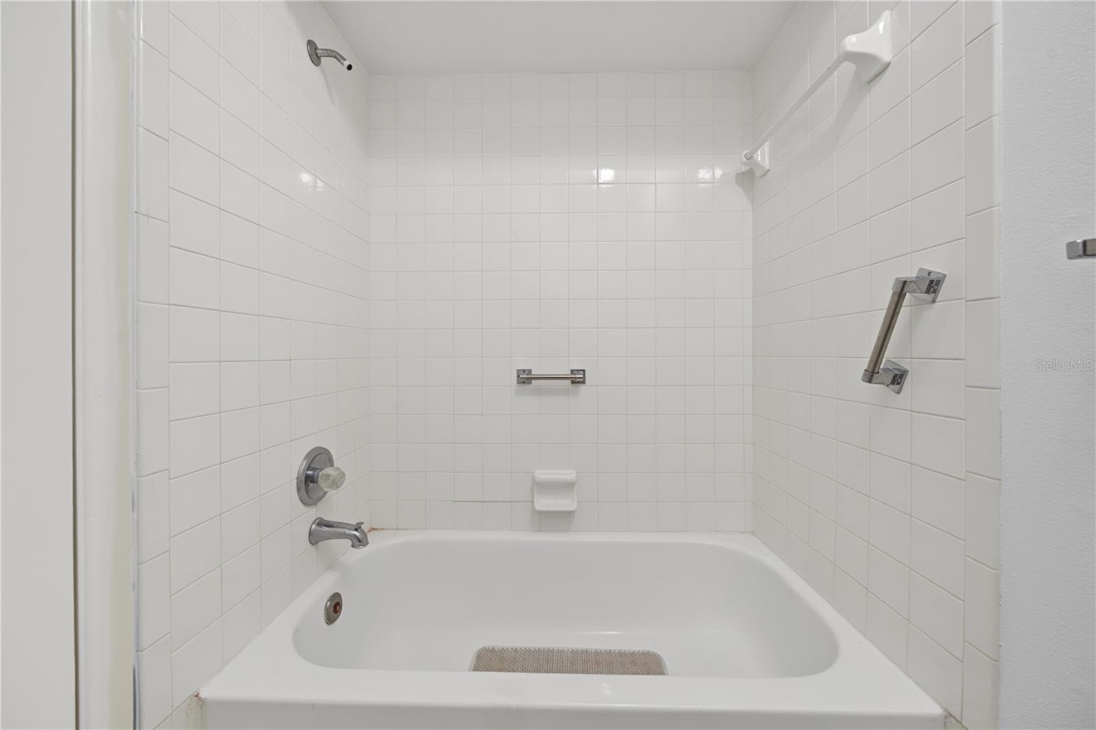 Townhouse at 8119 OAK TRACE WAY #C, TAMPA, photo 19 of 29