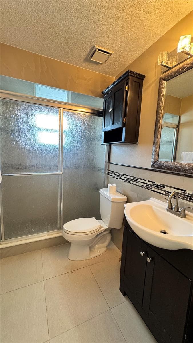 Single Family Residence at 8 WHIPPOORWILL DR, PALM COAST, photo 25 of 42