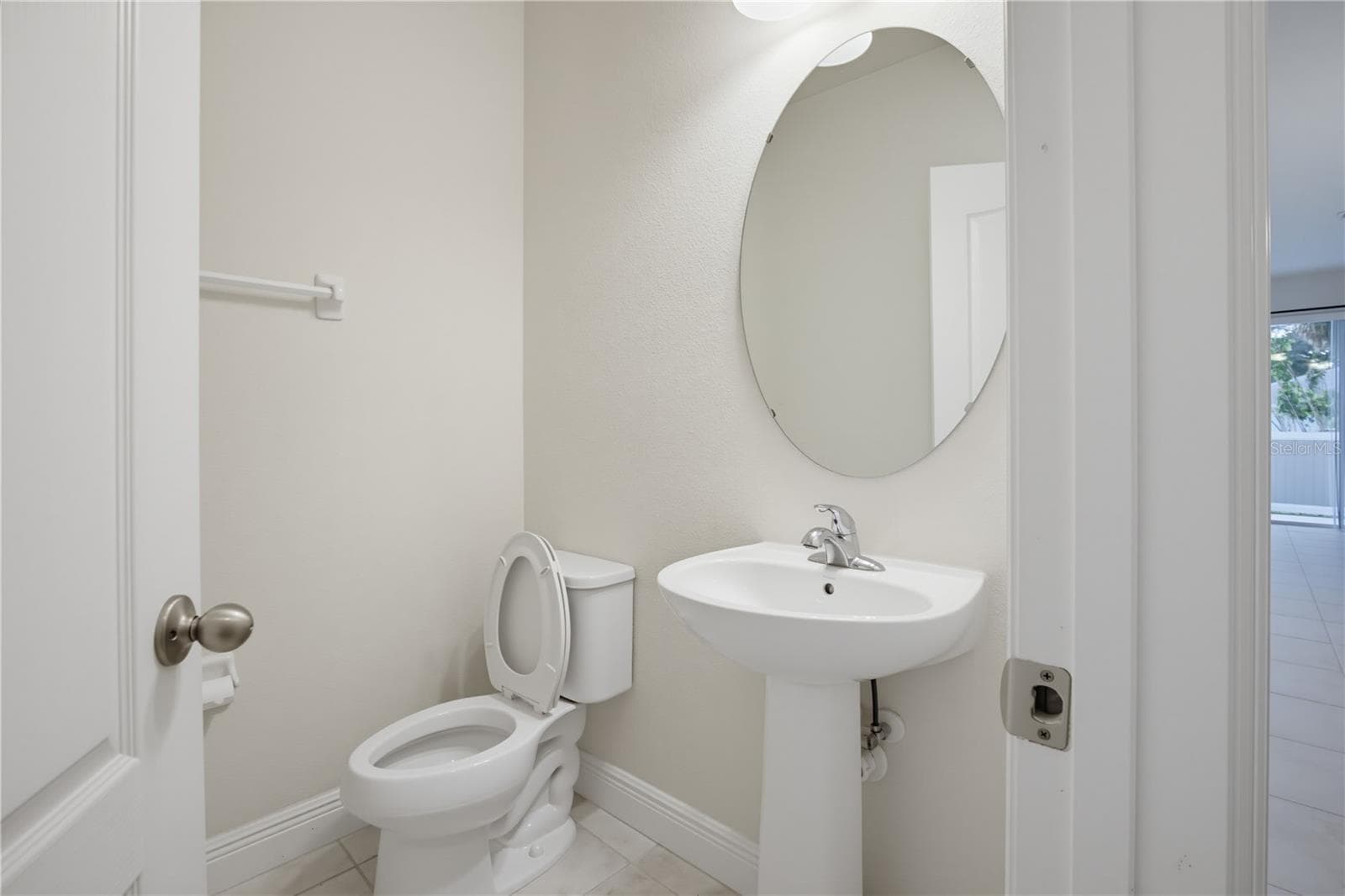 Townhouse at 7498 ALOMA PINES CT, WINTER PARK, photo 7 of 39
