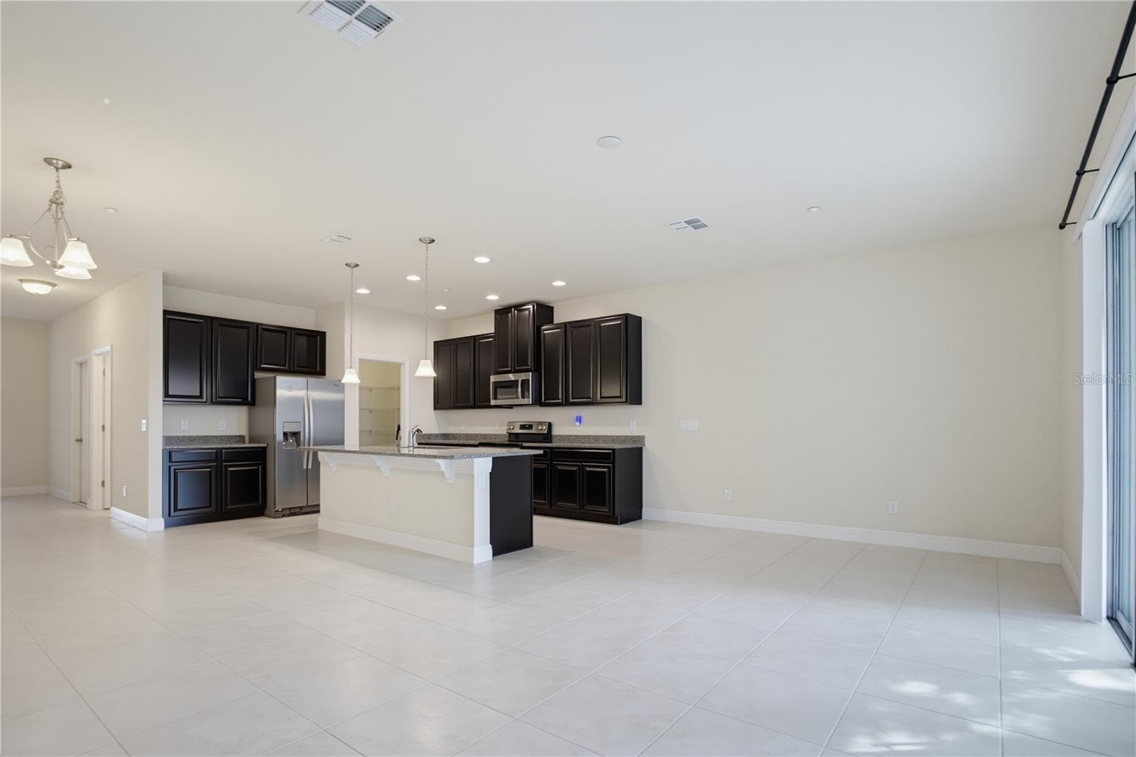 Townhouse at 7498 ALOMA PINES CT, WINTER PARK, photo 11 of 39
