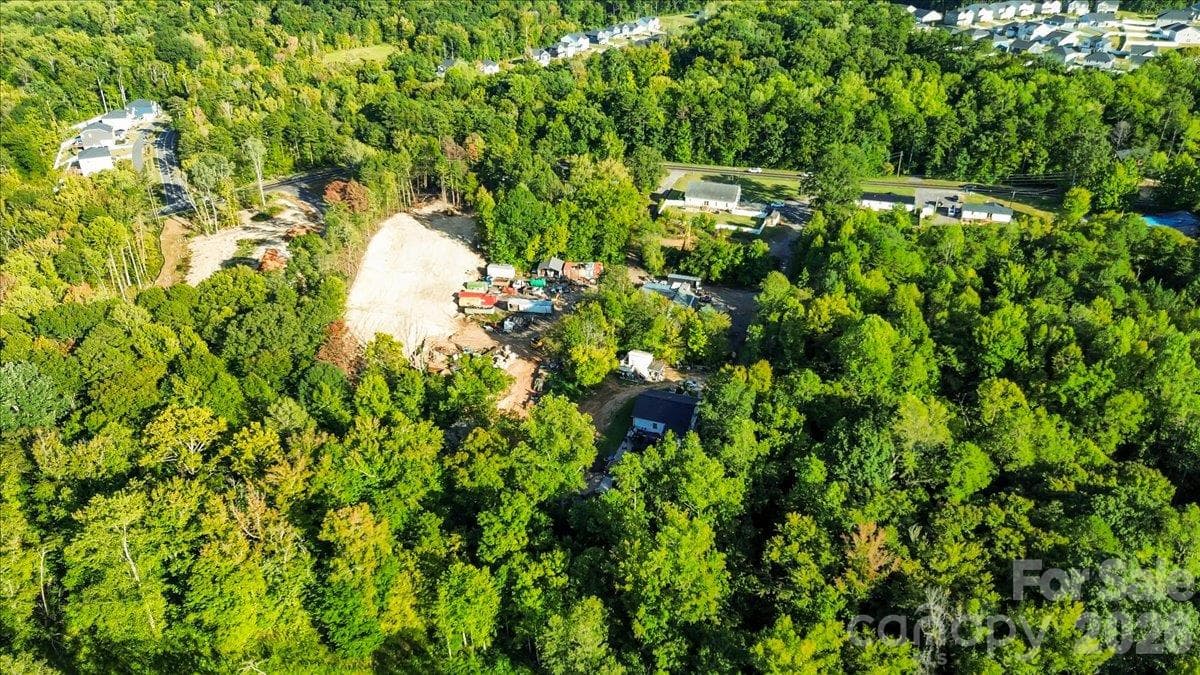 Single Family Residence at 13225 Asbury Chapel Road, Huntersville, photo 12 of 18