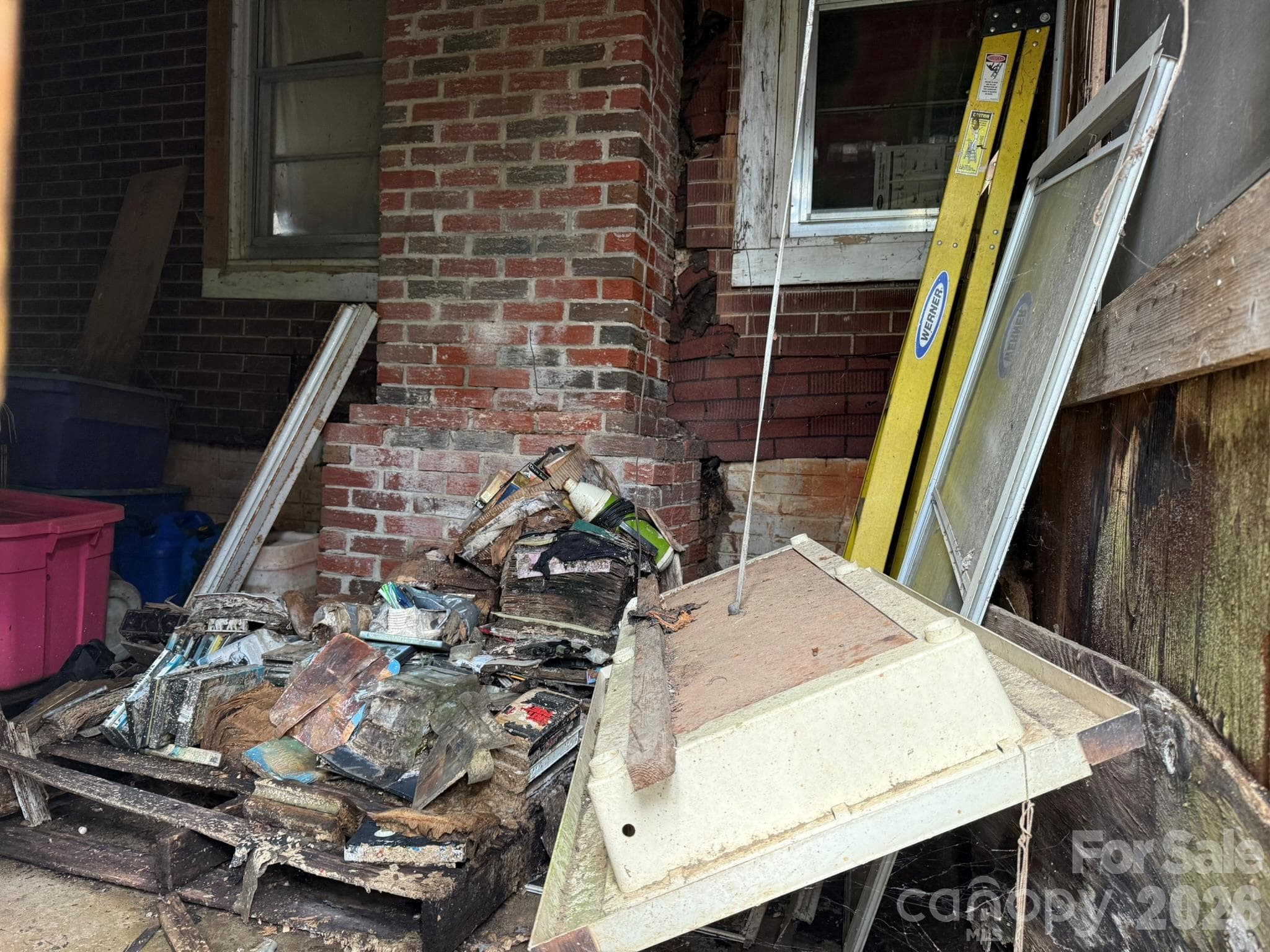 Single Family Residence at 68 Morris Avenue, Marion, photo 28 of 32