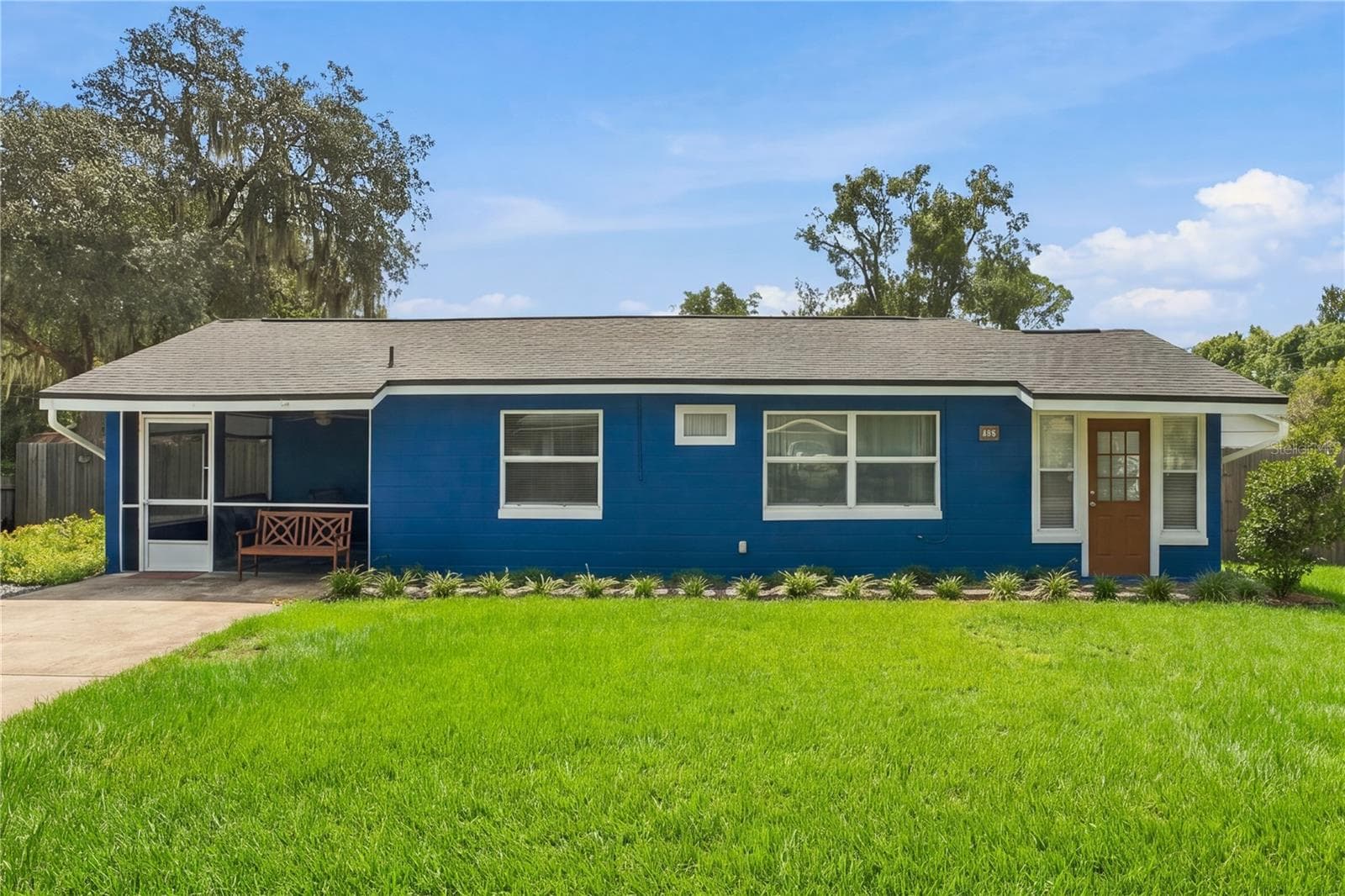 121 ANGELES RD
