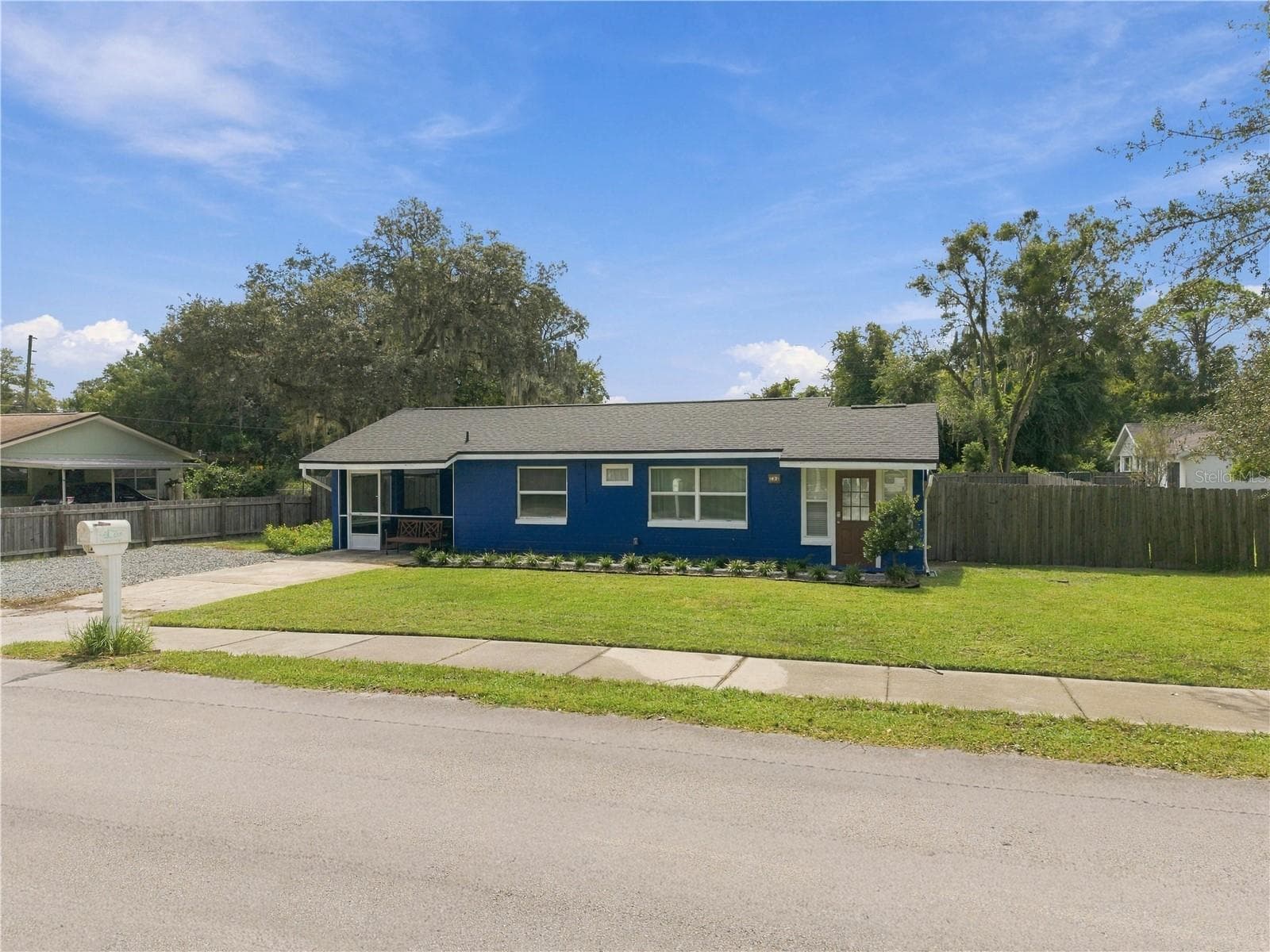 Single Family Residence at 121 ANGELES RD, DEBARY, photo 3 of 33