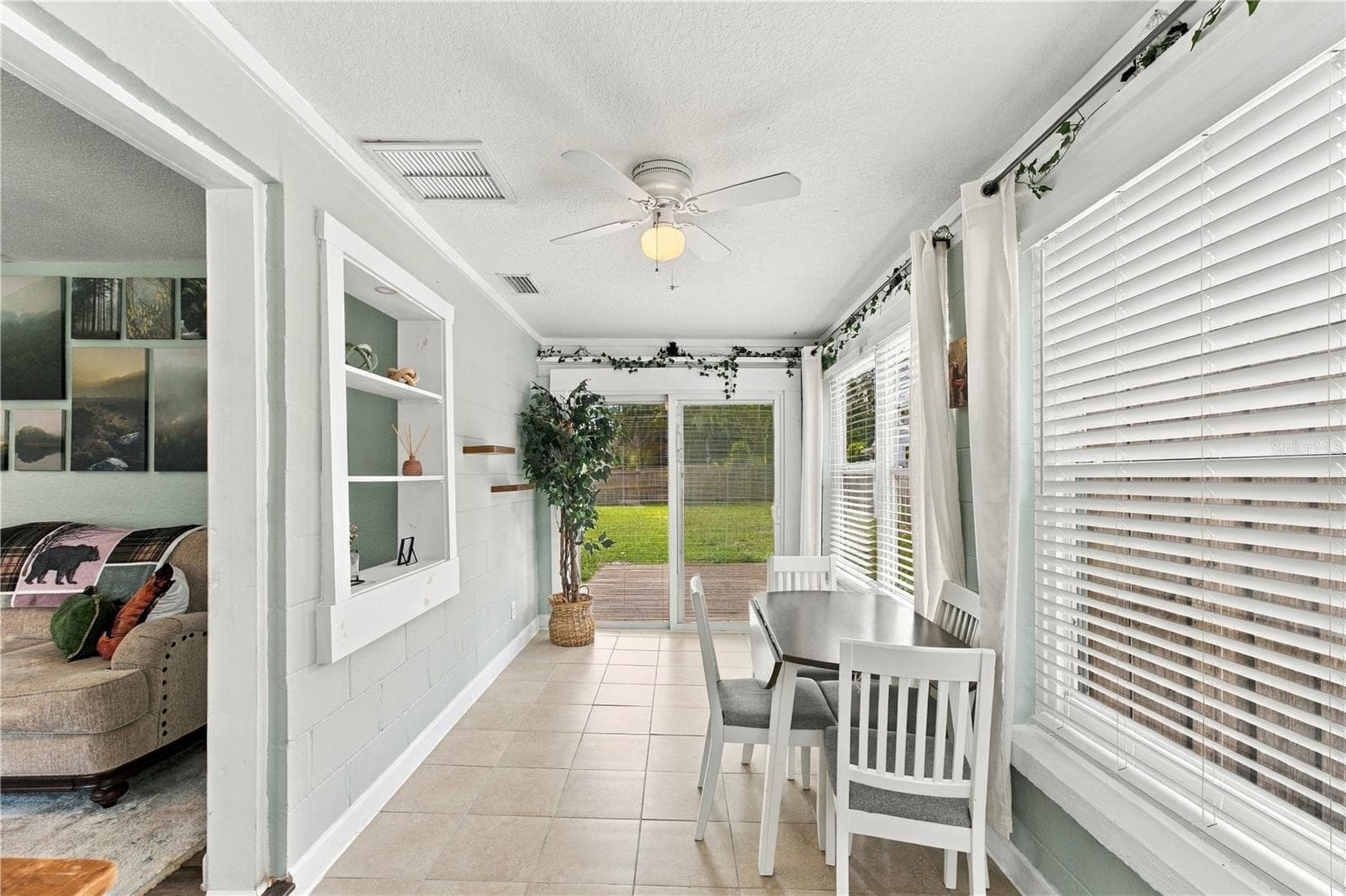 Single Family Residence at 121 ANGELES RD, DEBARY, photo 15 of 33