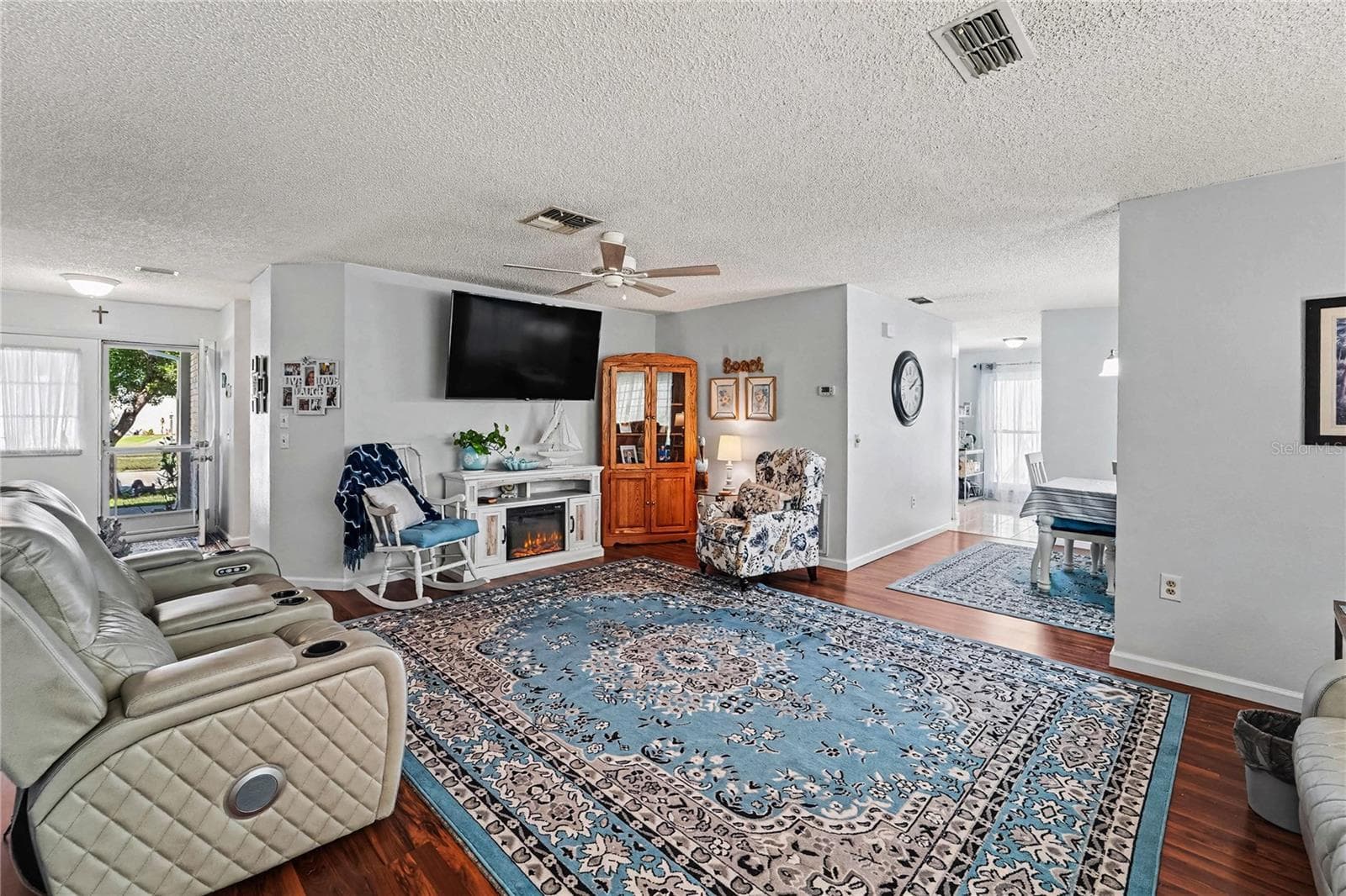 Single Family Residence at 9336 CAPE CHARLES AVE, NEW PORT RICHEY, photo 5 of 25