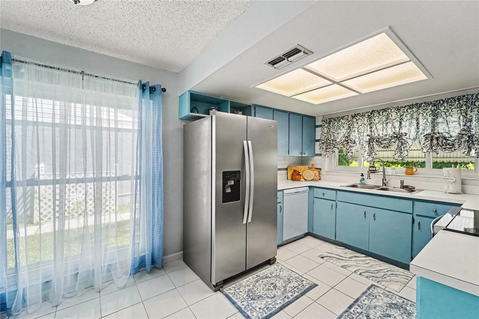 Single Family Residence at 9336 CAPE CHARLES AVE, NEW PORT RICHEY, photo 10 of 25