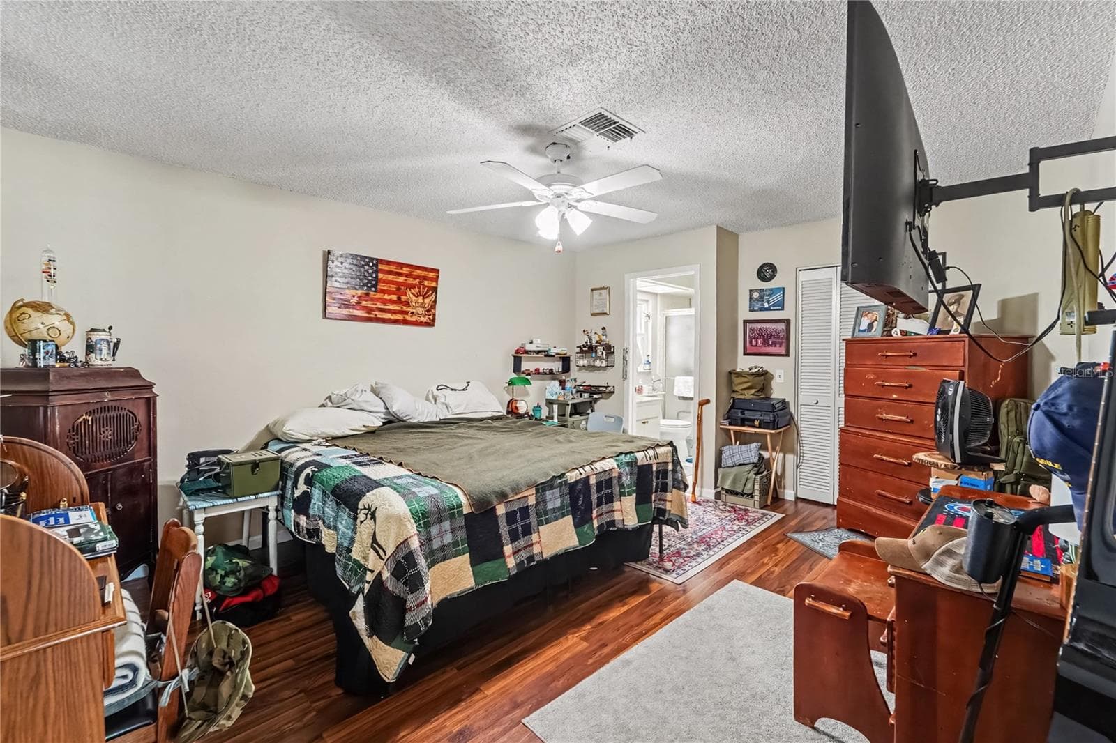 Single Family Residence at 9336 CAPE CHARLES AVE, NEW PORT RICHEY, photo 12 of 25