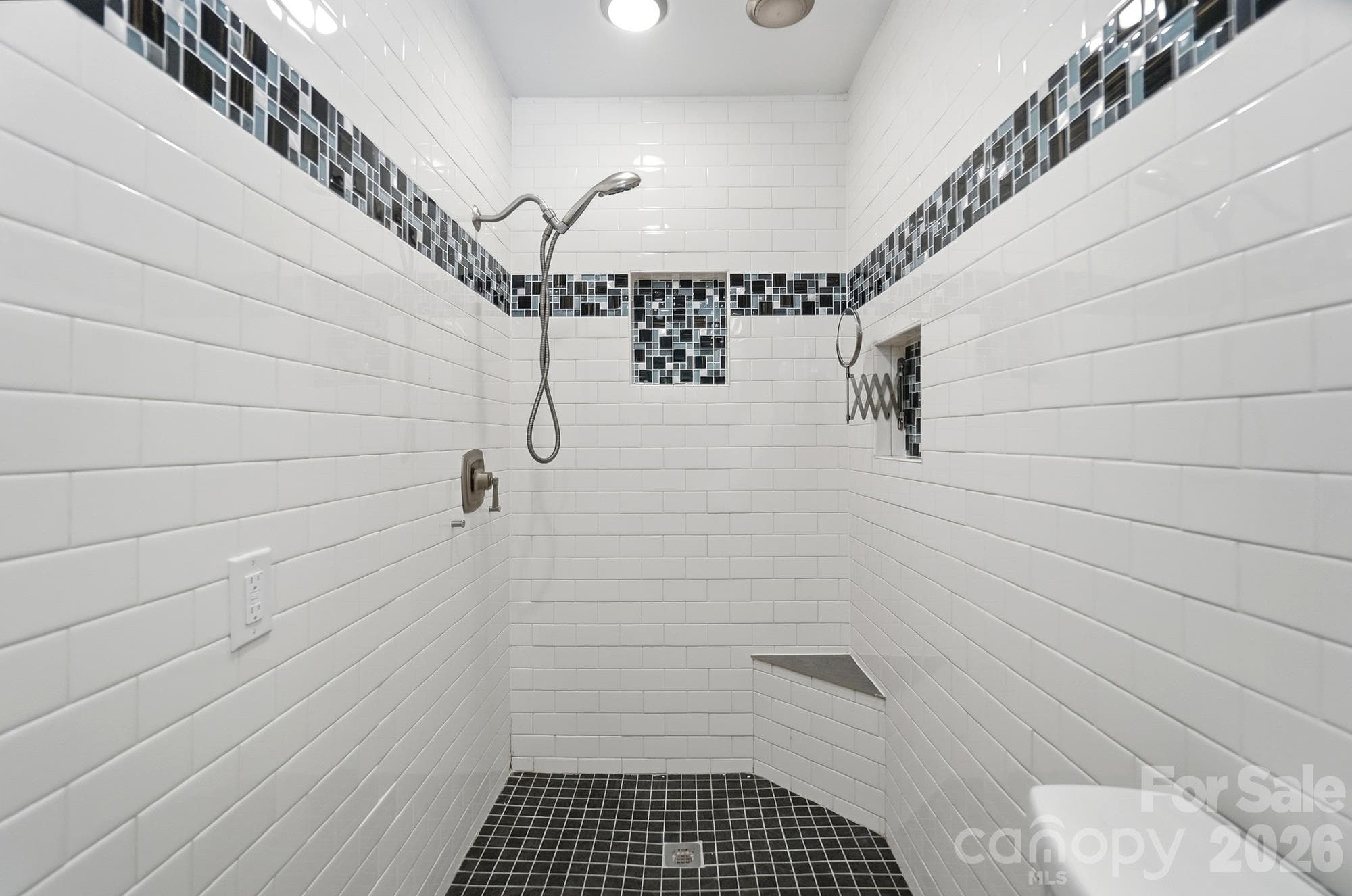 Primary Full Bath - 213 Lakeview Drive, Harrisburg