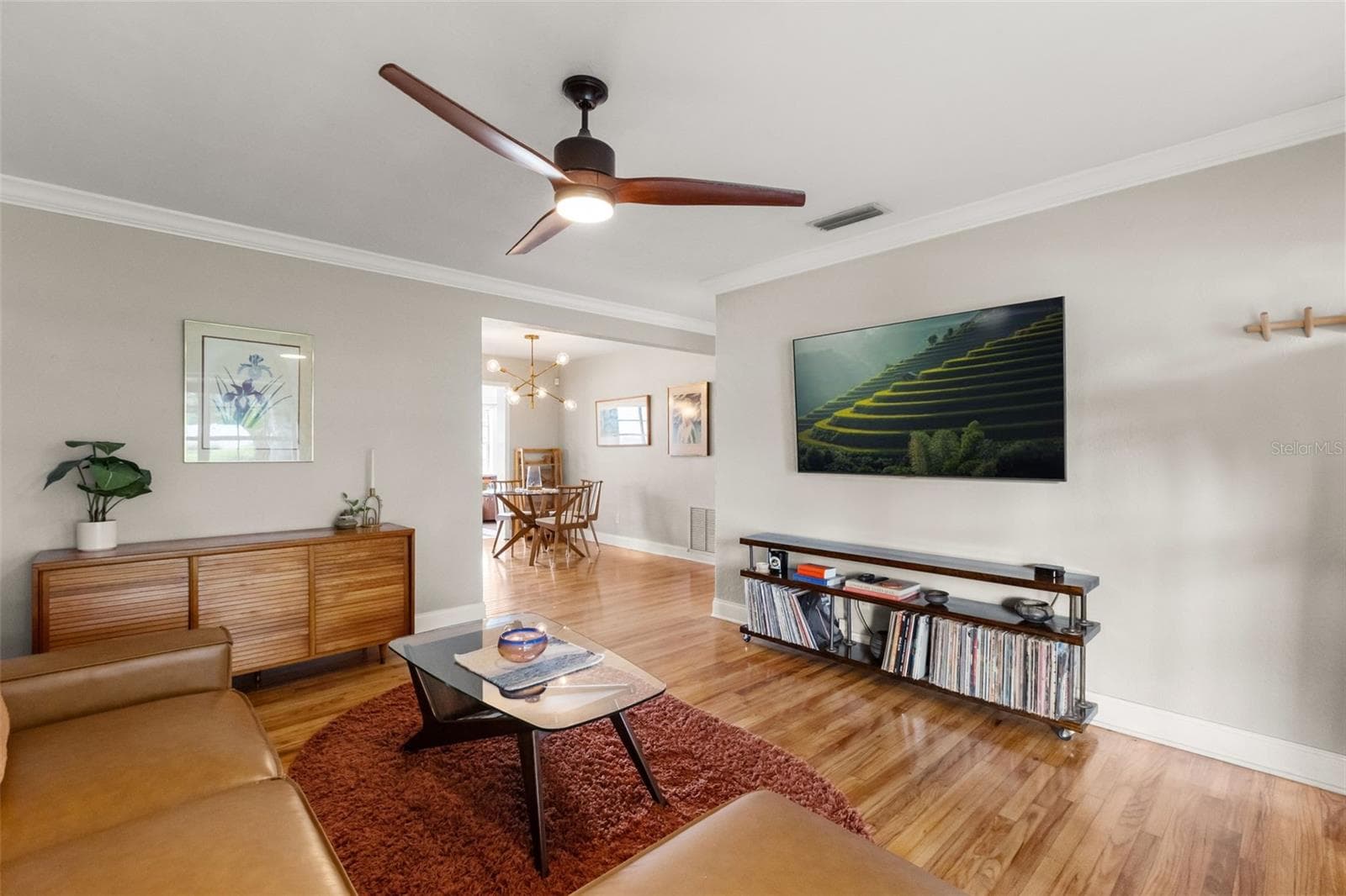 Living Room - 3105 PICKFAIR ST, ORLANDO