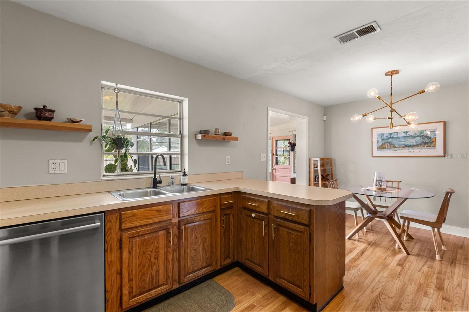 Single Family Residence at 3105 PICKFAIR ST, ORLANDO, photo 11 of 40