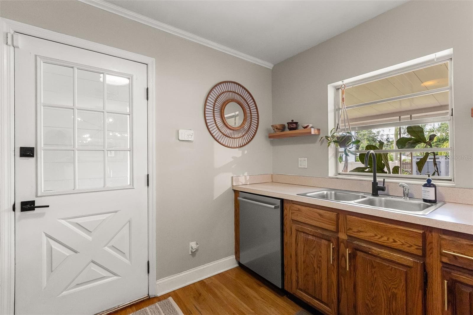 Kitchen with views to the outdoors - 3105 PICKFAIR ST, ORLANDO