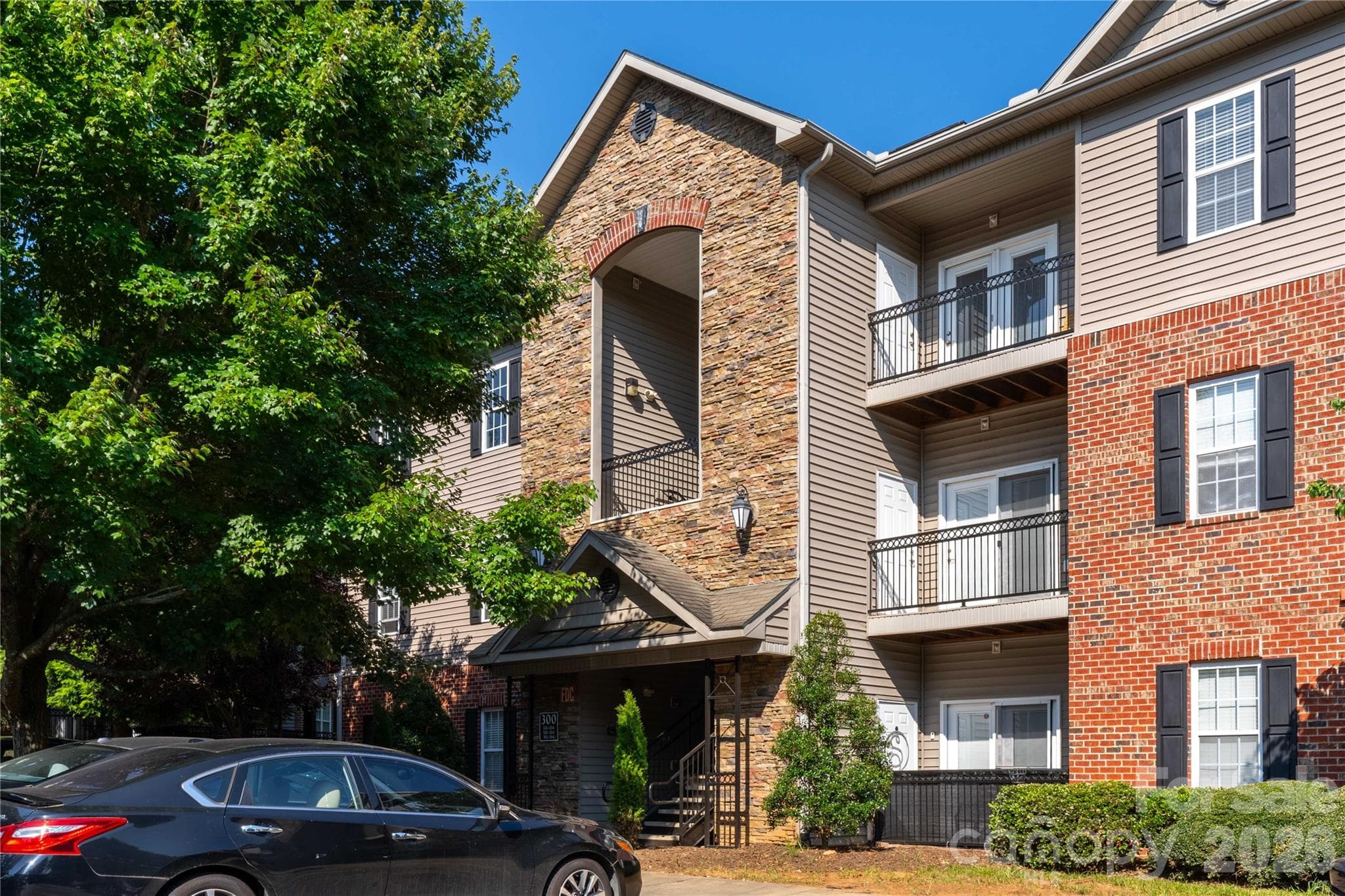 332 Appeldoorn Circle