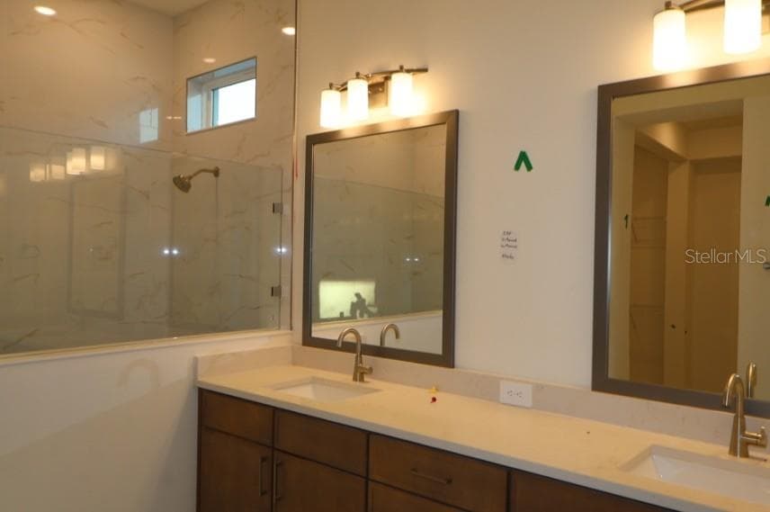 Owner's Bath **Under Construction - 6811 HERON MEADOW DR, SARASOTA