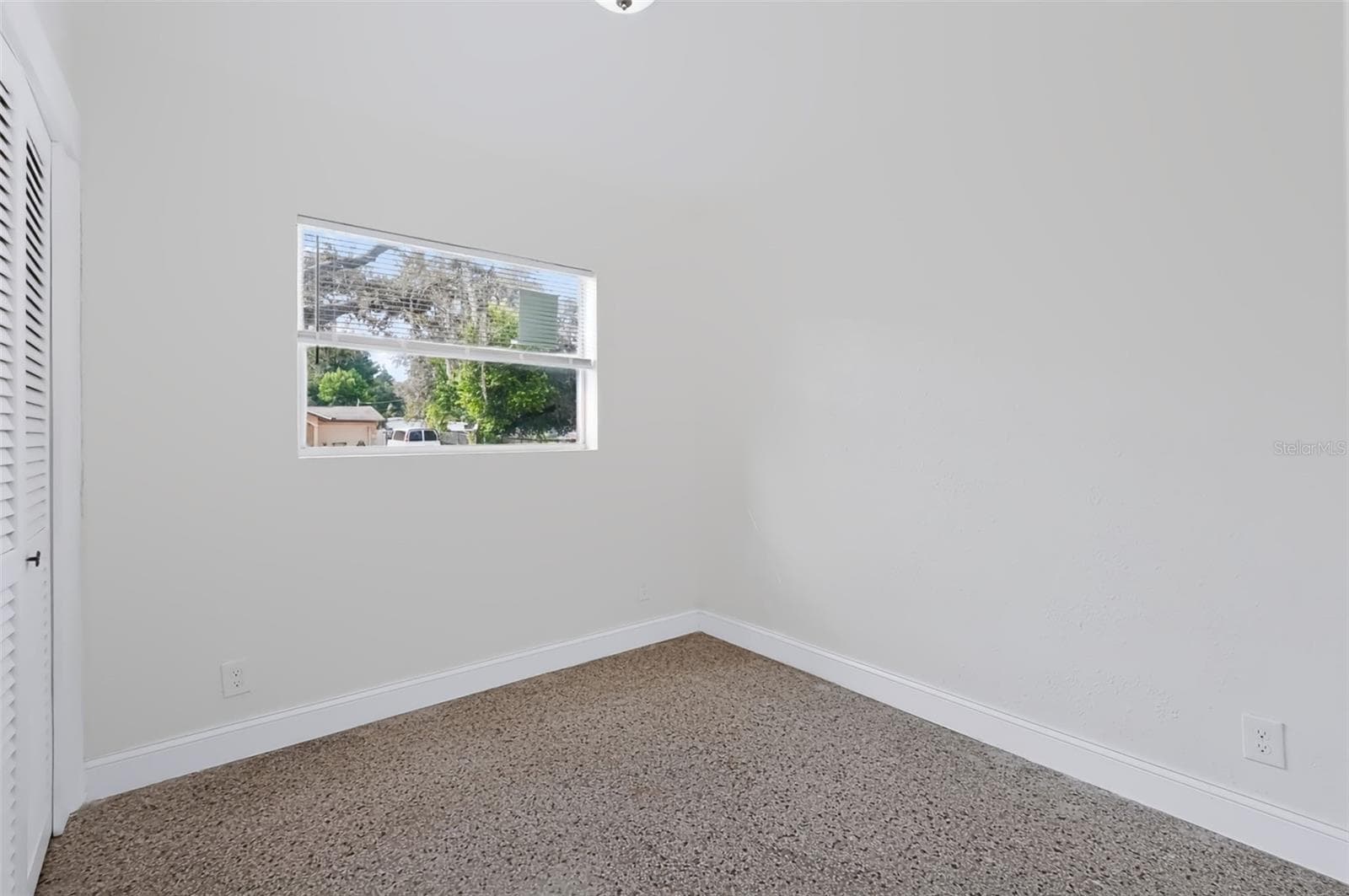 Single Family Residence at 2438 N RAMONA CIR, TAMPA, photo 16 of 27