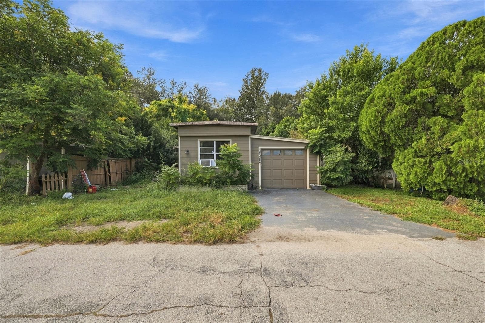 35012 GLOSSON CIR
