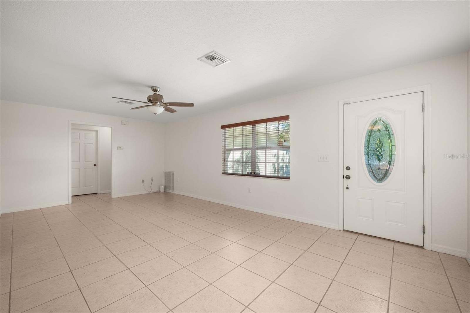 Single Family Residence at 123 SWALLOW AVE, SEBRING, photo 3 of 58