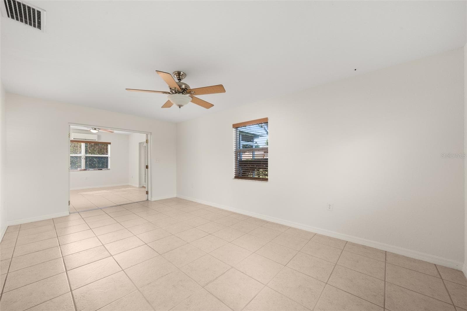 Single Family Residence at 123 SWALLOW AVE, SEBRING, photo 7 of 58