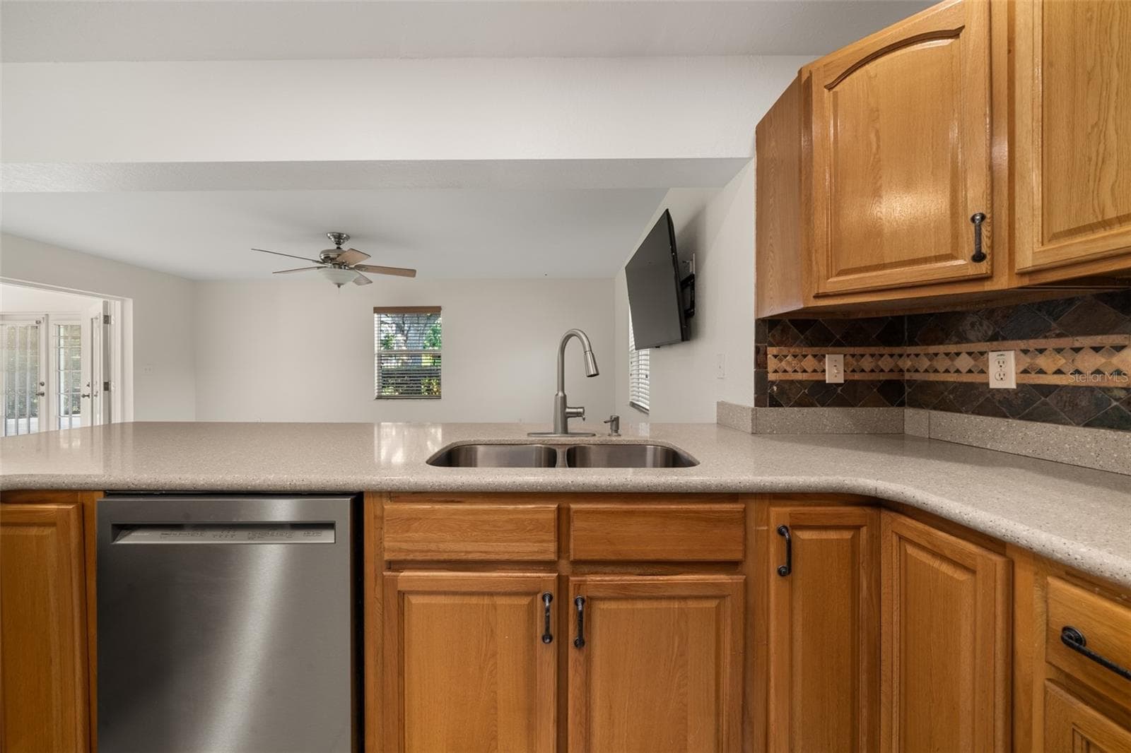 Single Family Residence at 123 SWALLOW AVE, SEBRING, photo 13 of 58