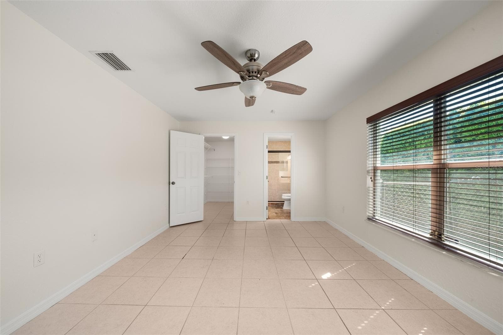 Single Family Residence at 123 SWALLOW AVE, SEBRING, photo 20 of 58