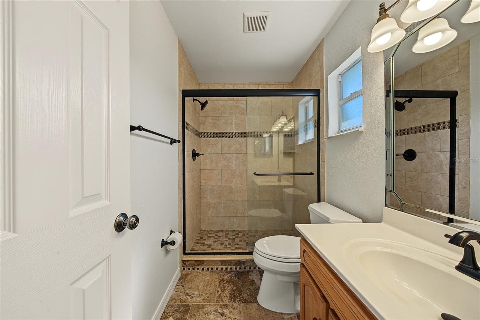 Single Family Residence at 123 SWALLOW AVE, SEBRING, photo 24 of 58