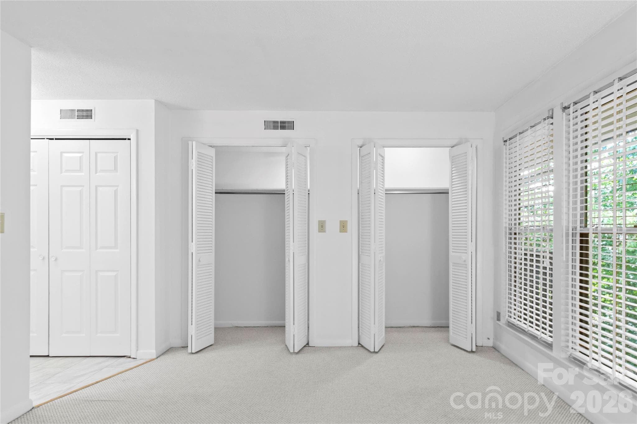 Condominium at 178 Driftwood Lane, Winston Salem, photo 13 of 28