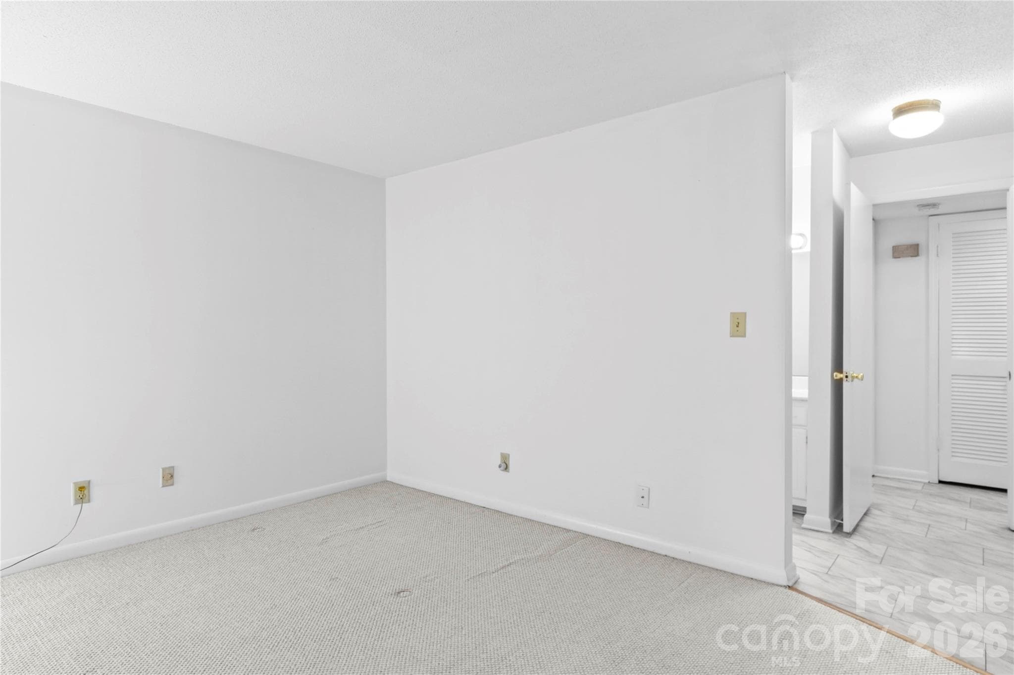 Condominium at 178 Driftwood Lane, Winston Salem, photo 14 of 28