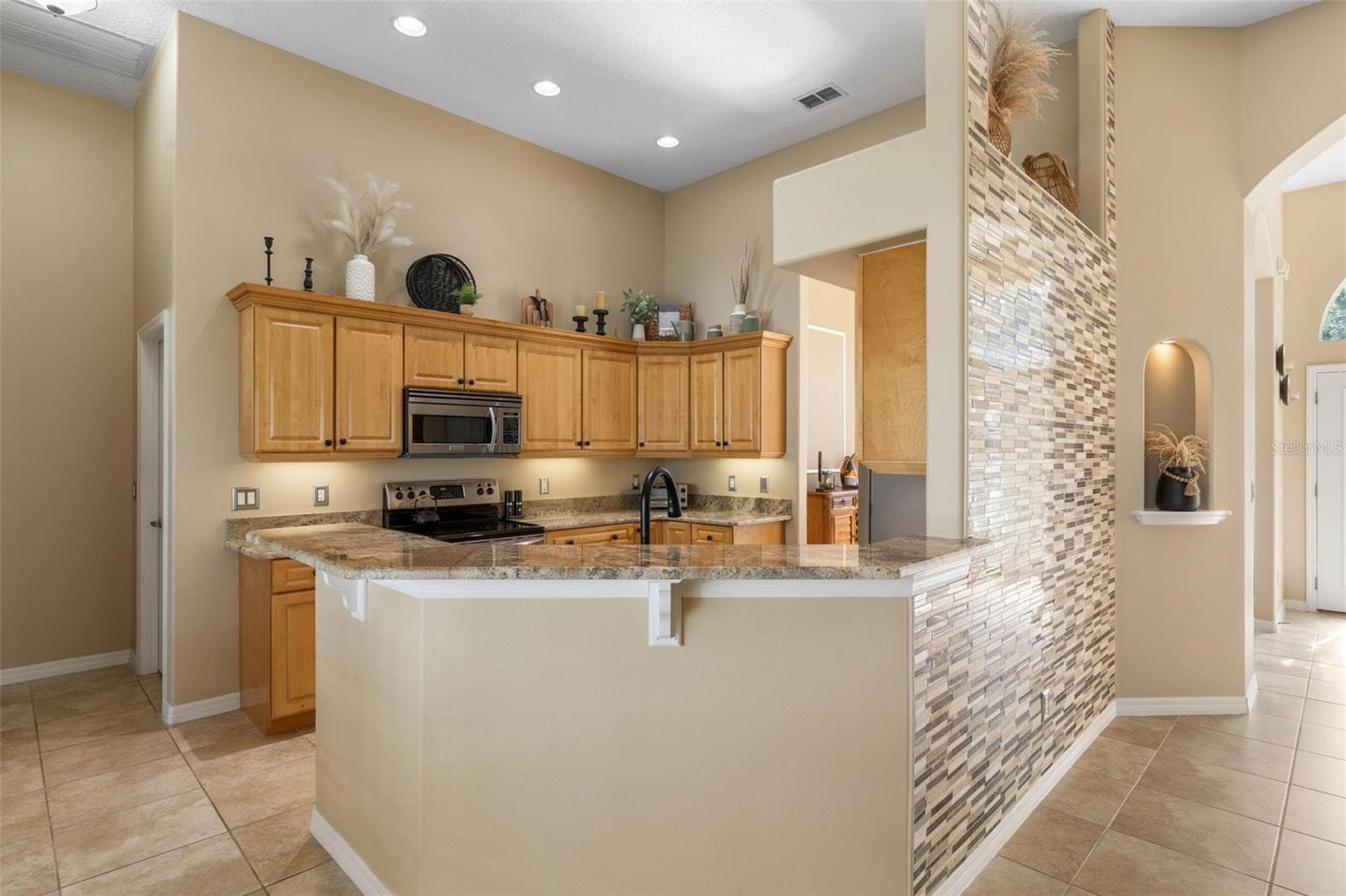 Single Family Residence at 75 BRUSHWOOD LN, PALM COAST, photo 9 of 65