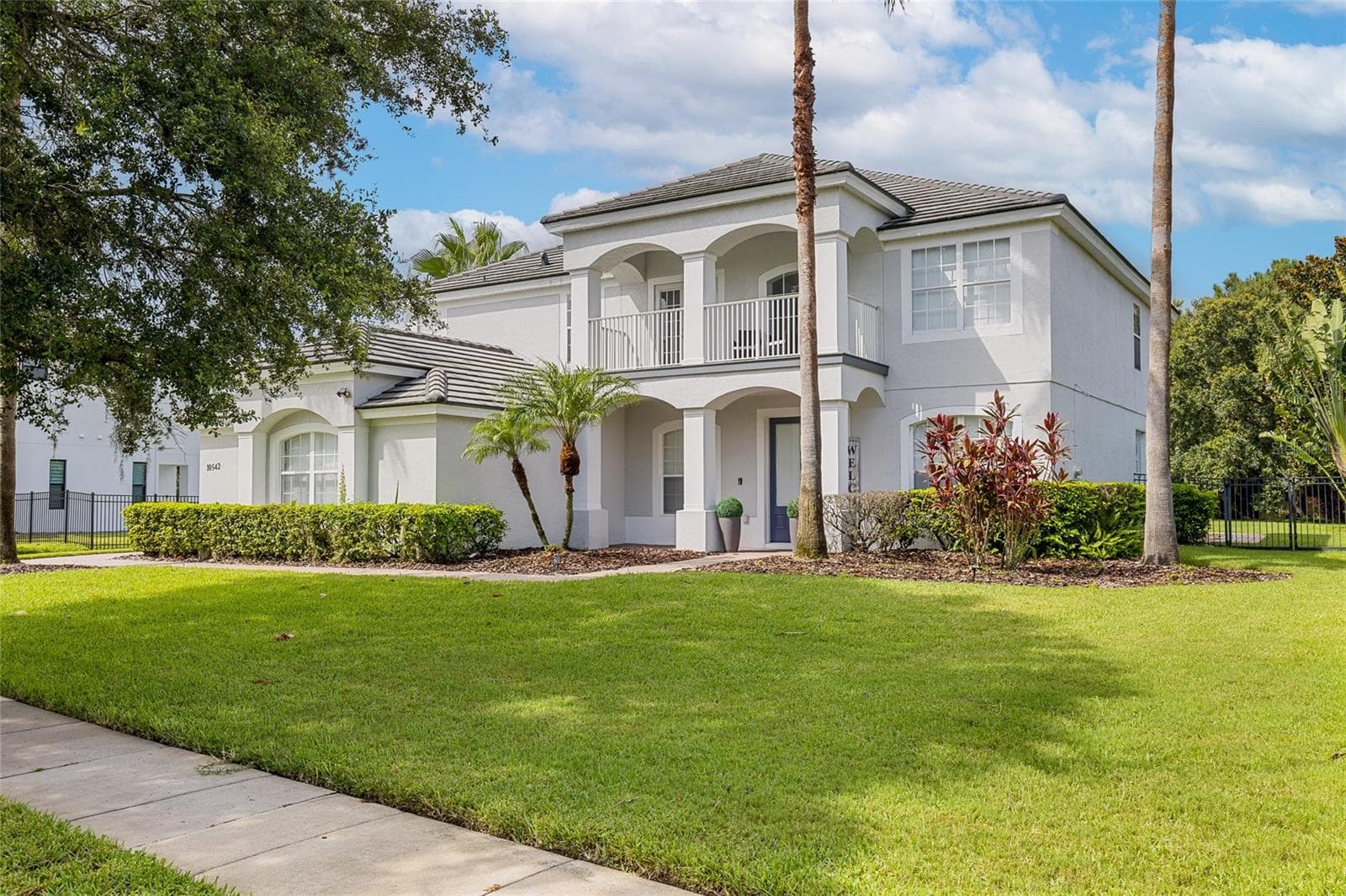 Single Family Residence at 10542 WITTENBERG WAY, ORLANDO, photo 2 of 26