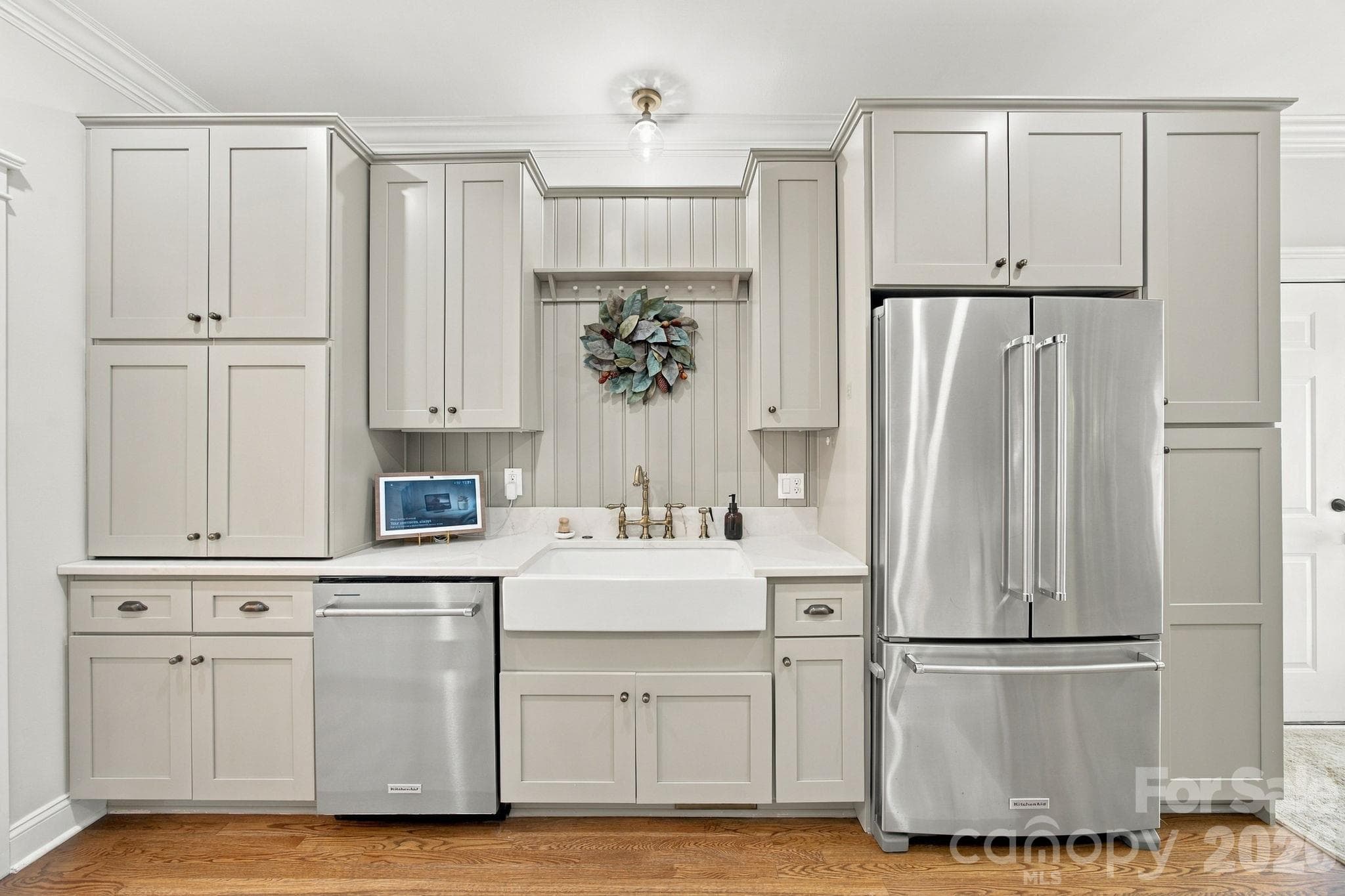 Single Family Residence at 16101 Kelly Park Circle, Huntersville, photo 11 of 46