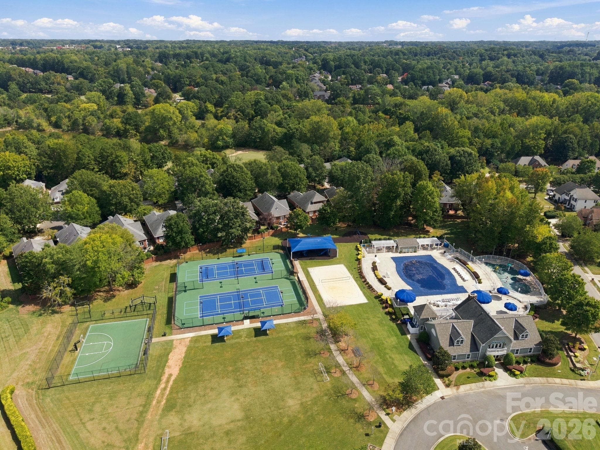 Single Family Residence at 16101 Kelly Park Circle, Huntersville, photo 46 of 46