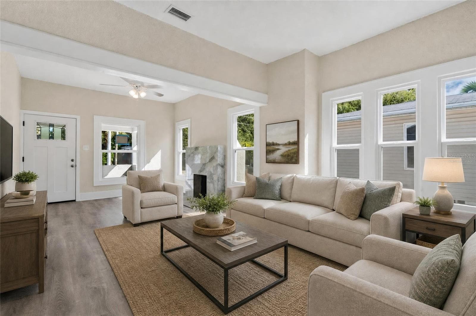 Photo Virtually Staged - 2310 17TH AVE S, ST PETERSBURG