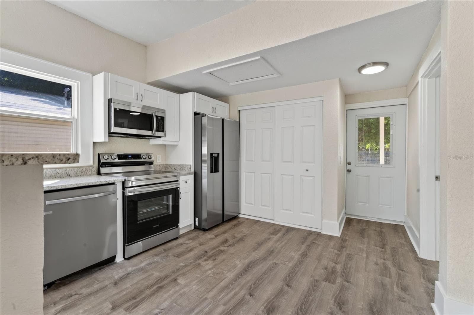 Single Family Residence at 2310 17TH AVE S, ST PETERSBURG, photo 13 of 43