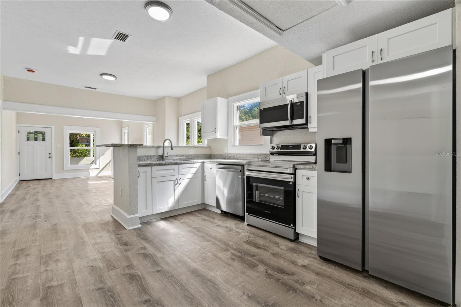 Single Family Residence at 2310 17TH AVE S, ST PETERSBURG, photo 14 of 43