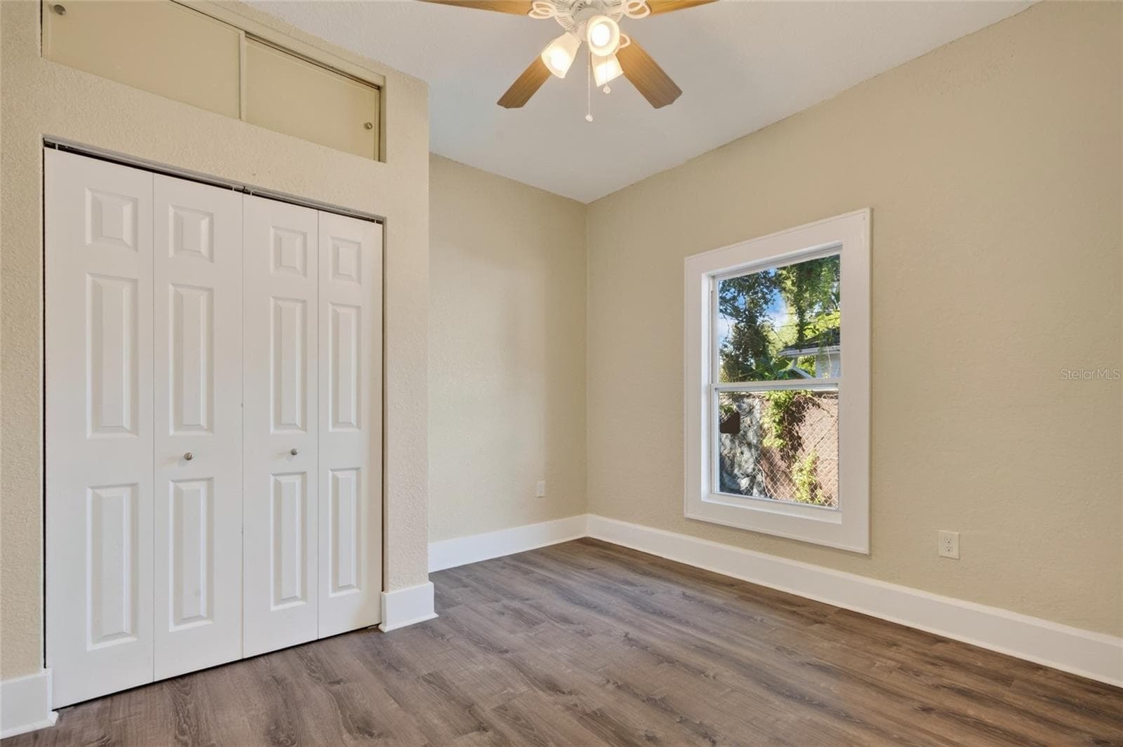Single Family Residence at 2310 17TH AVE S, ST PETERSBURG, photo 26 of 43