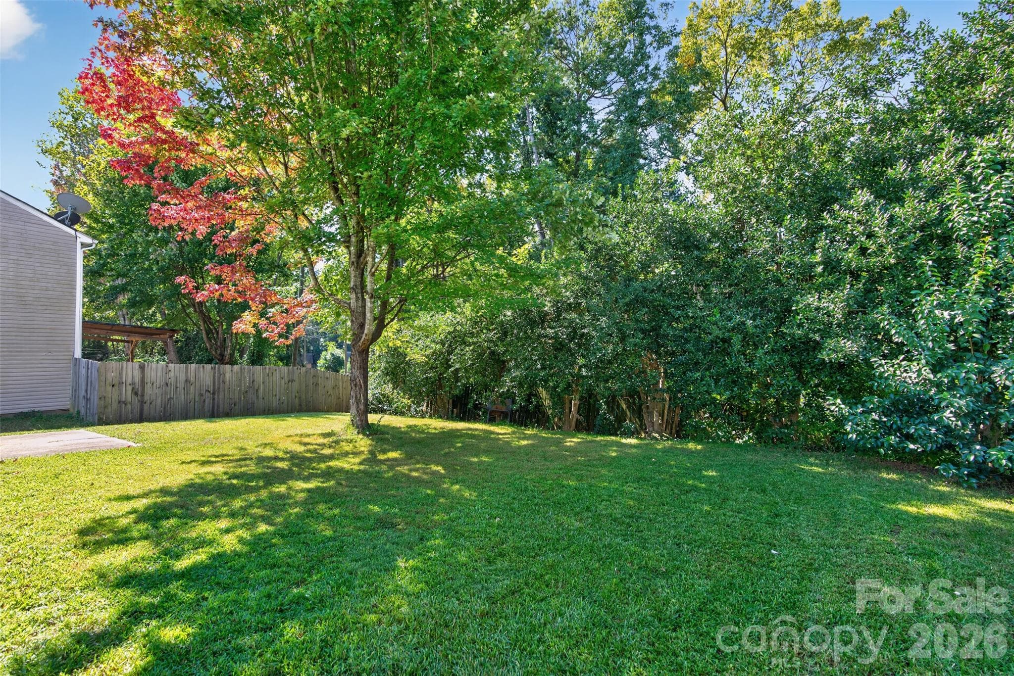 Single Family Residence at 5327 Fernhill Drive, Charlotte, photo 19 of 20