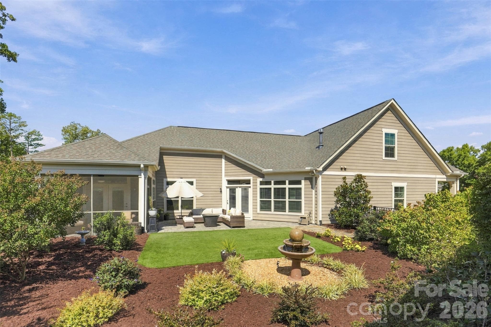Single Family Residence at 2213 Lincolnshire Lane, Waxhaw, photo 37 of 46