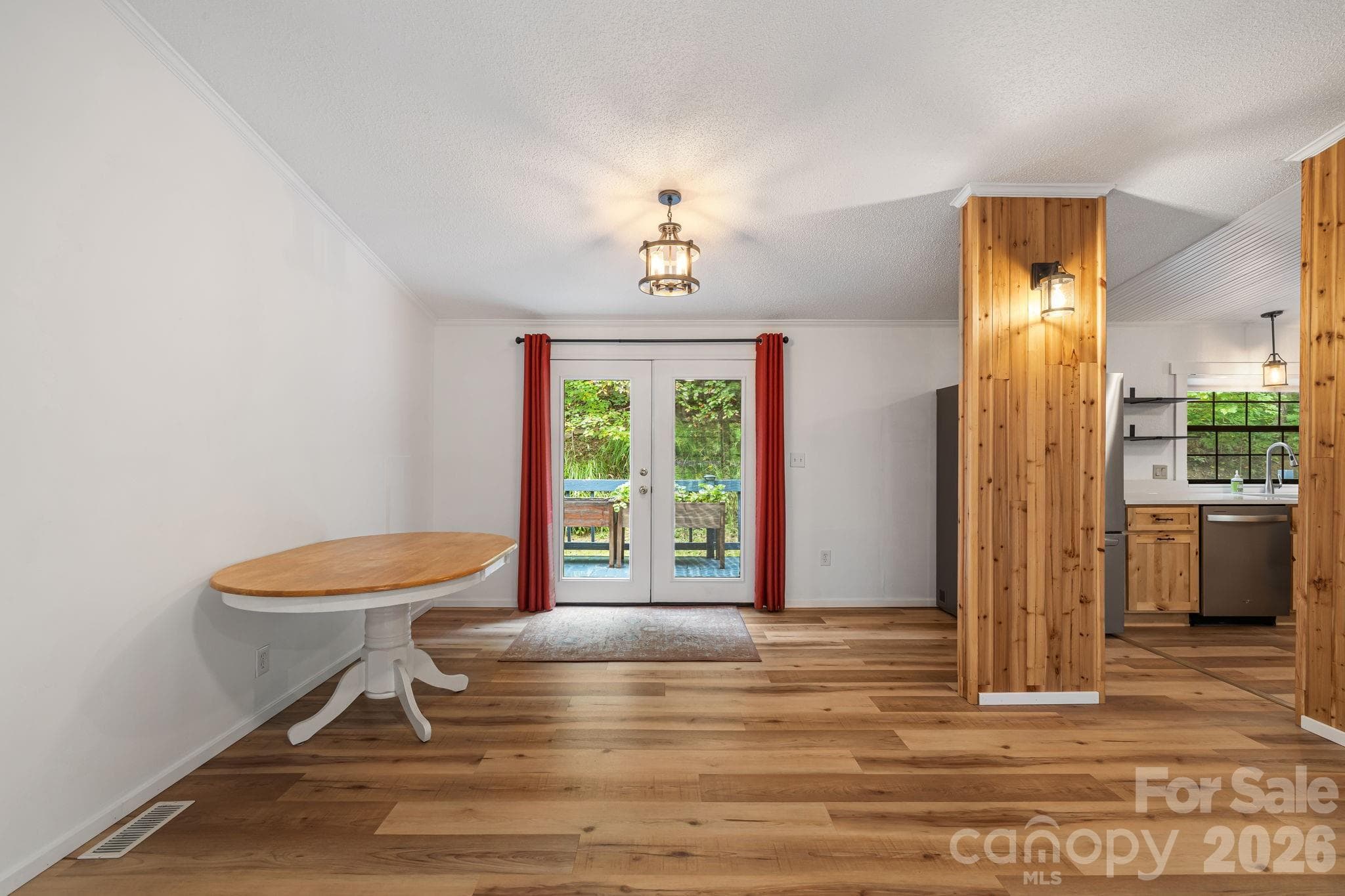 Single Family Residence at 75 Cliffview Drive, Asheville, photo 9 of 41