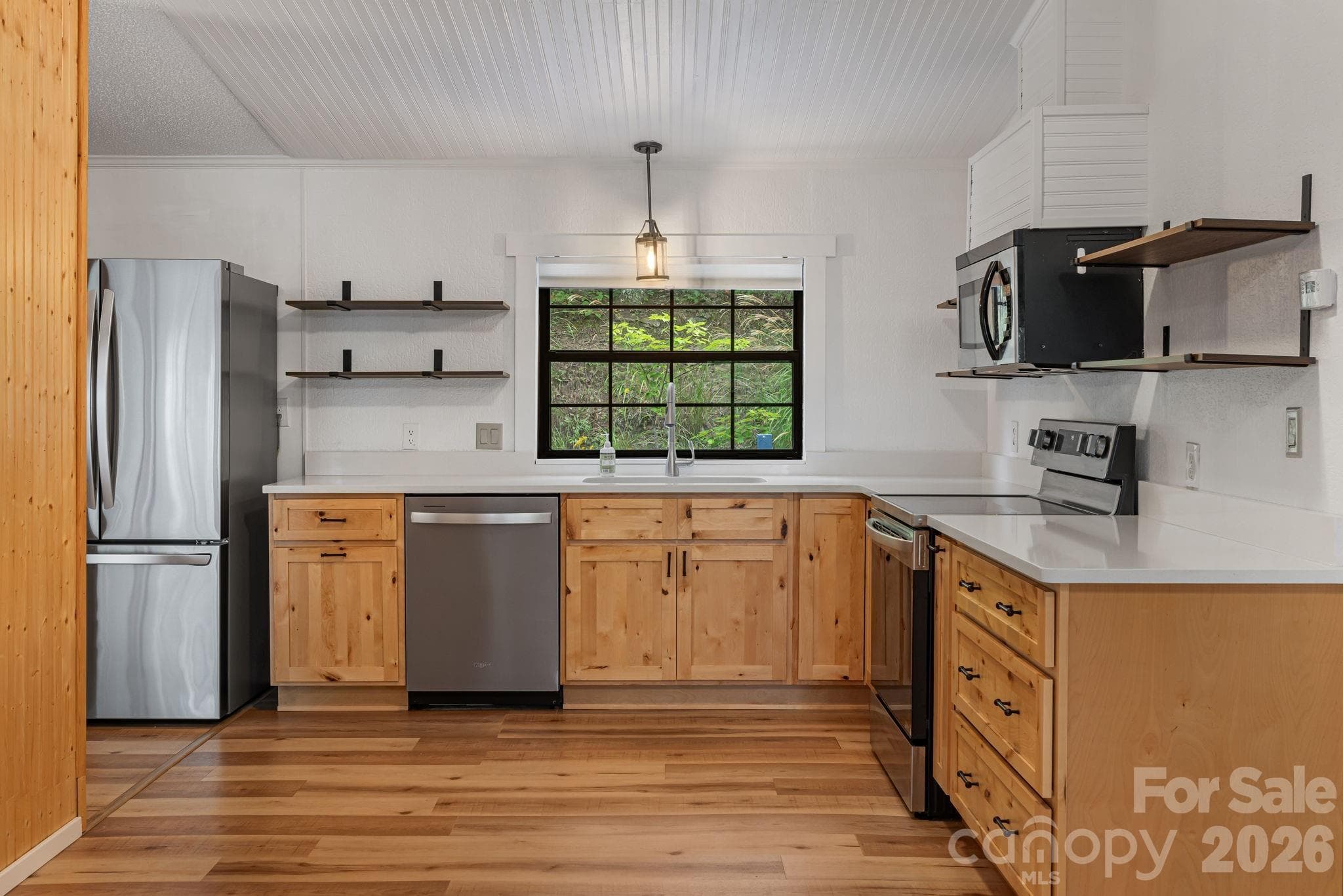 Single Family Residence at 75 Cliffview Drive, Asheville, photo 12 of 41