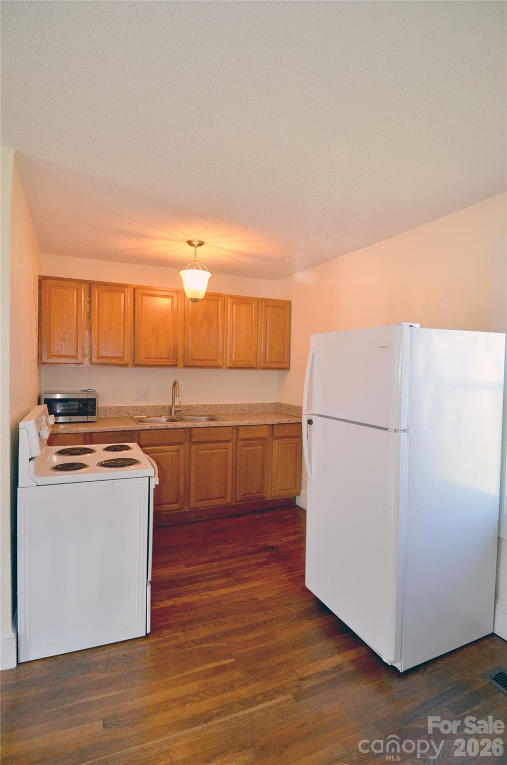 Kitchen - 329 Morehead Road, Marion