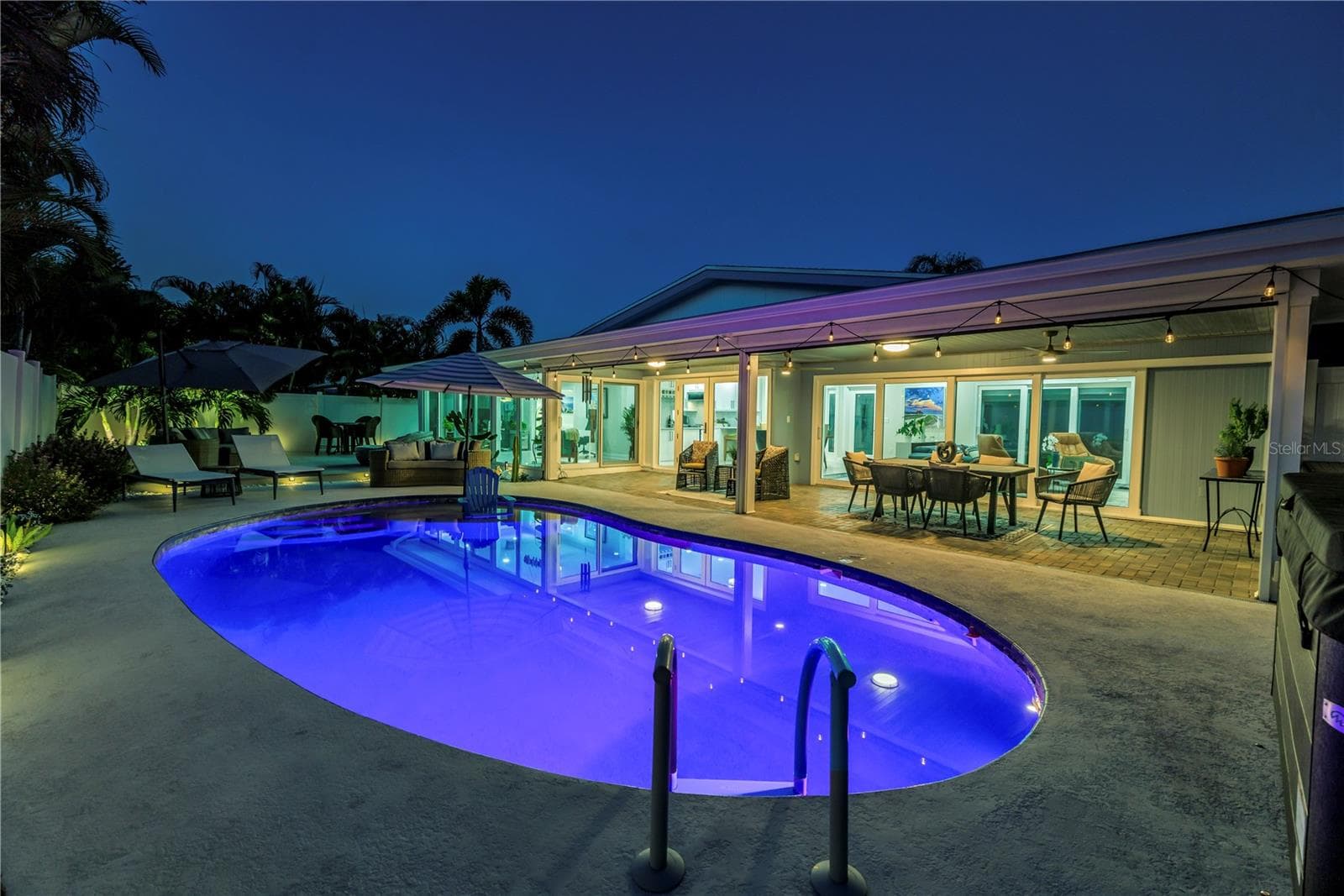 More night time shots for your "oohing" and "ahhing". - 1114 2ND AVE S, TIERRA VERDE