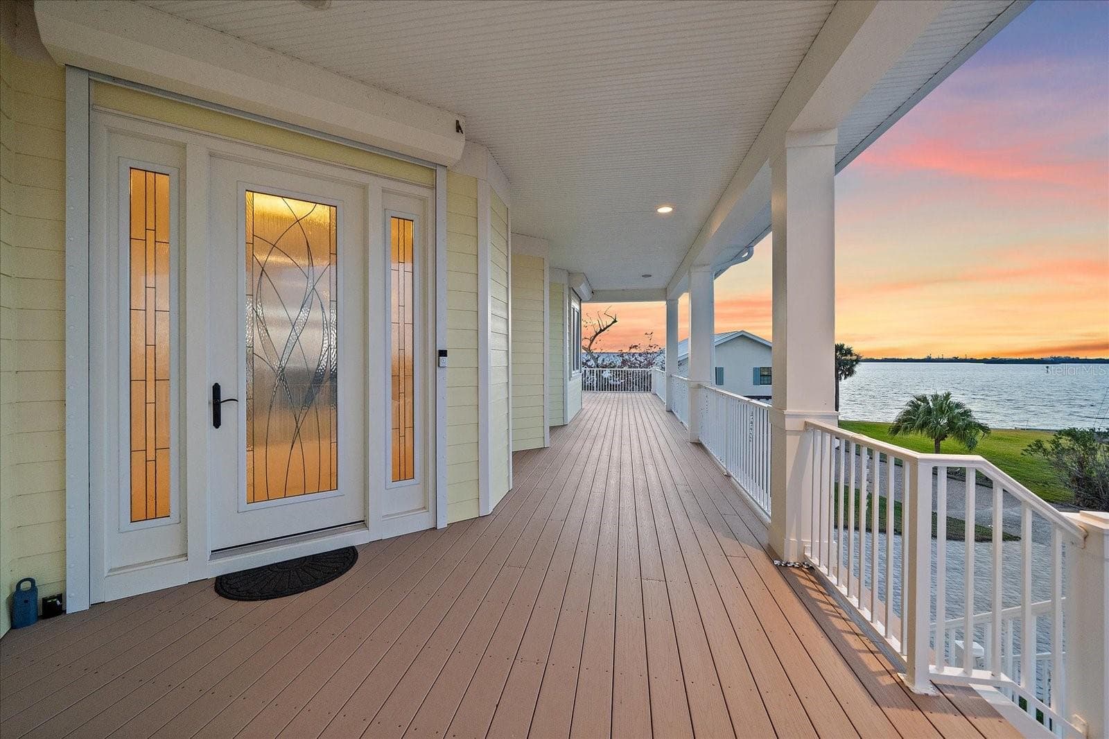 Upstairs Balcony - 1905 MISSISSIPPI AVE, ENGLEWOOD