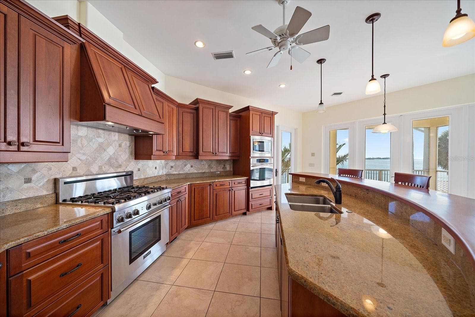 Kitchen - 1905 MISSISSIPPI AVE, ENGLEWOOD