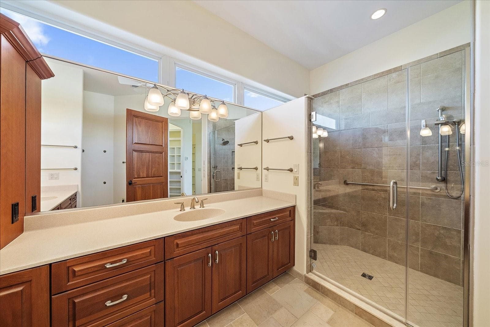 Guest Bathroom - 1905 MISSISSIPPI AVE, ENGLEWOOD