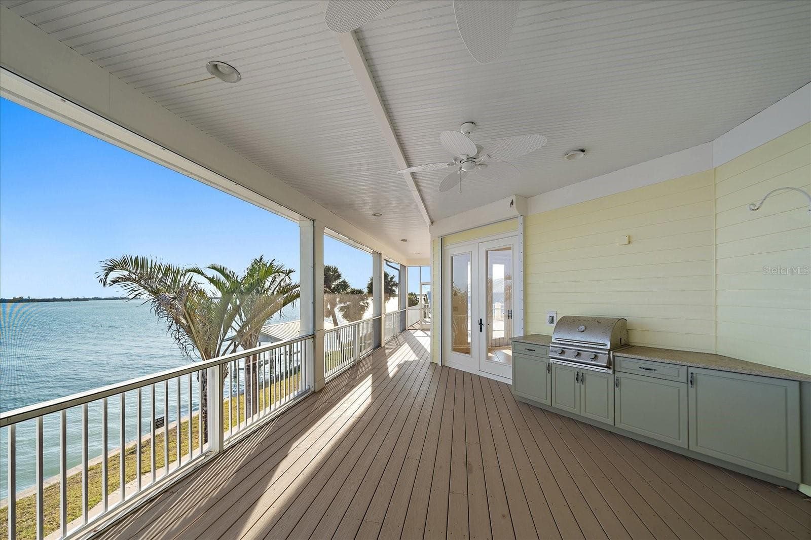 2nd floor balcony grill area - 1905 MISSISSIPPI AVE, ENGLEWOOD